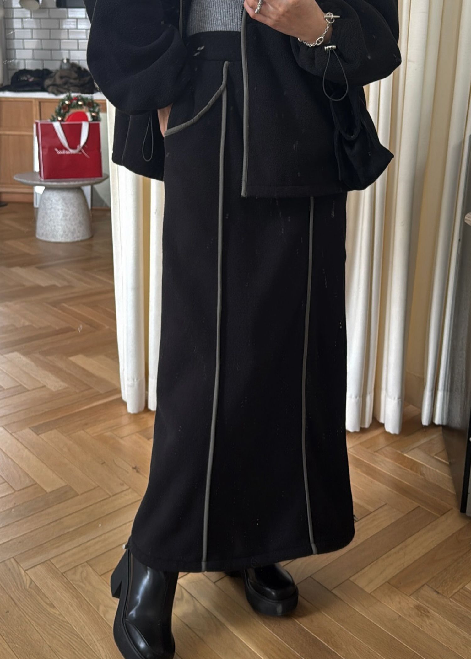 fleece drawstring bi color piping SK