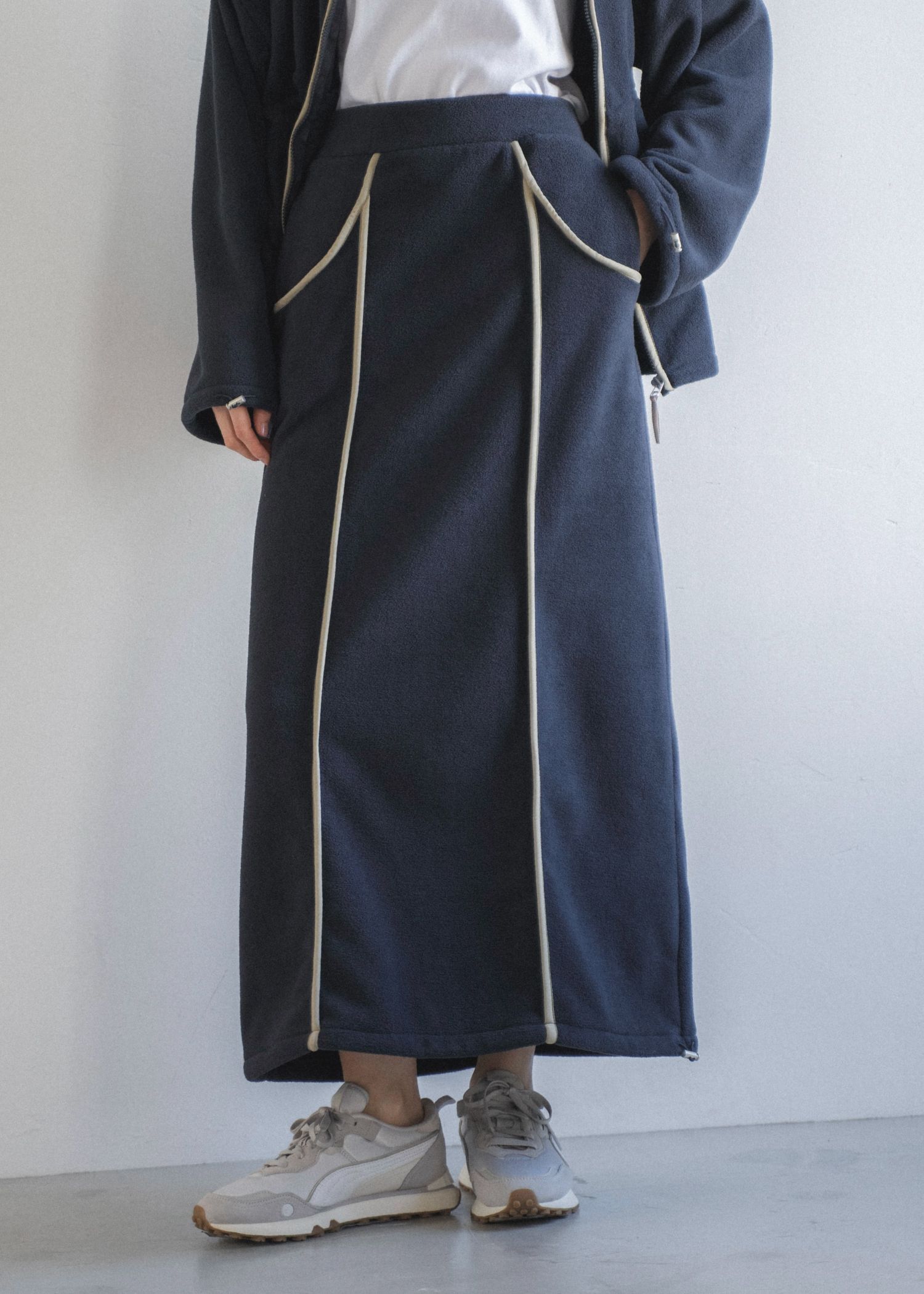 fleece drawstring bi color piping SK