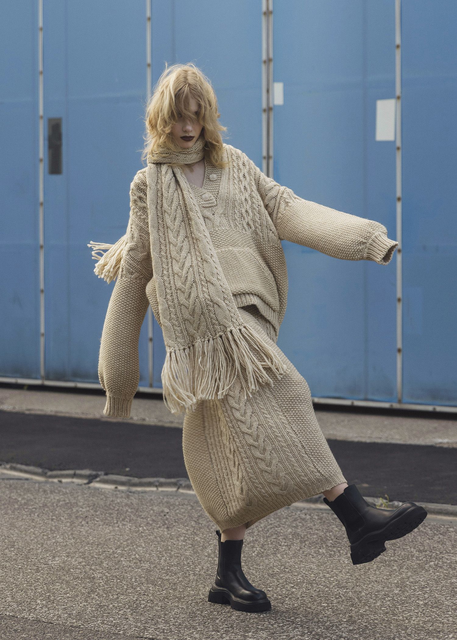 side cable coarse knit pencil SK