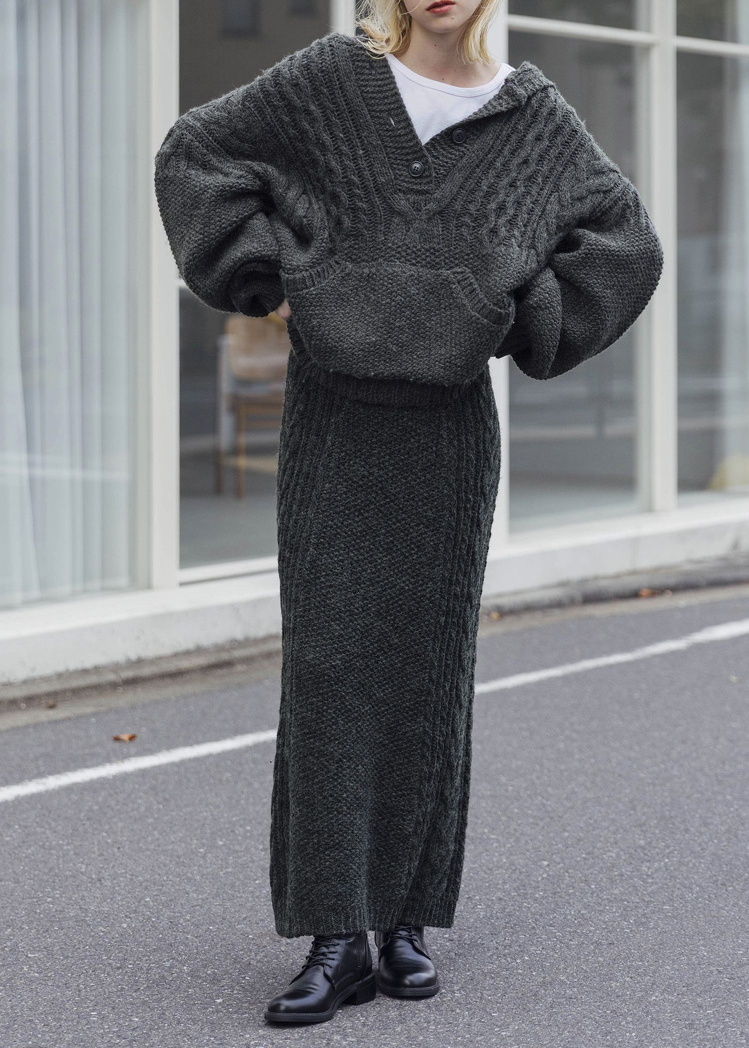 side cable coarse knit pencil SK