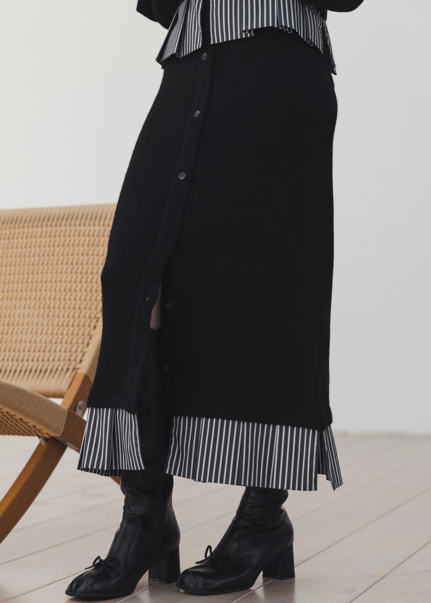 pleats docking button slit pencil knit SK