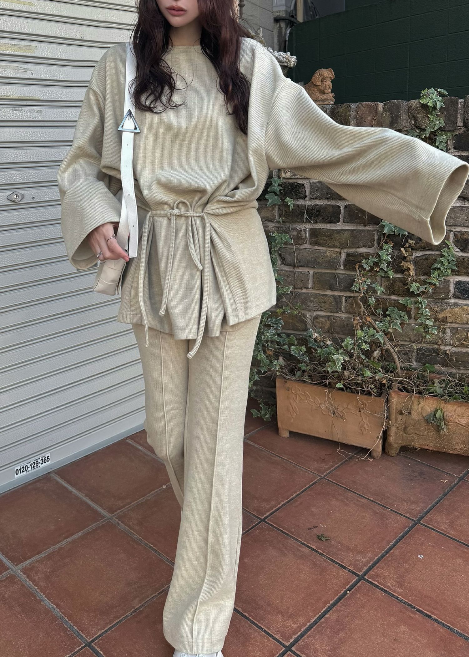 side ribbon tuck bell sleeve rib tops