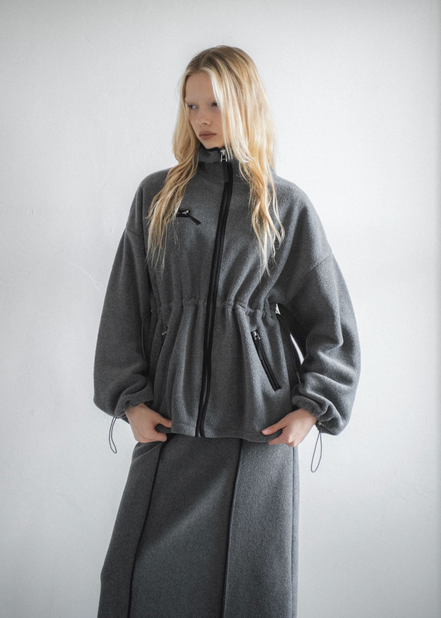 bi color piping fleece drawstring tops