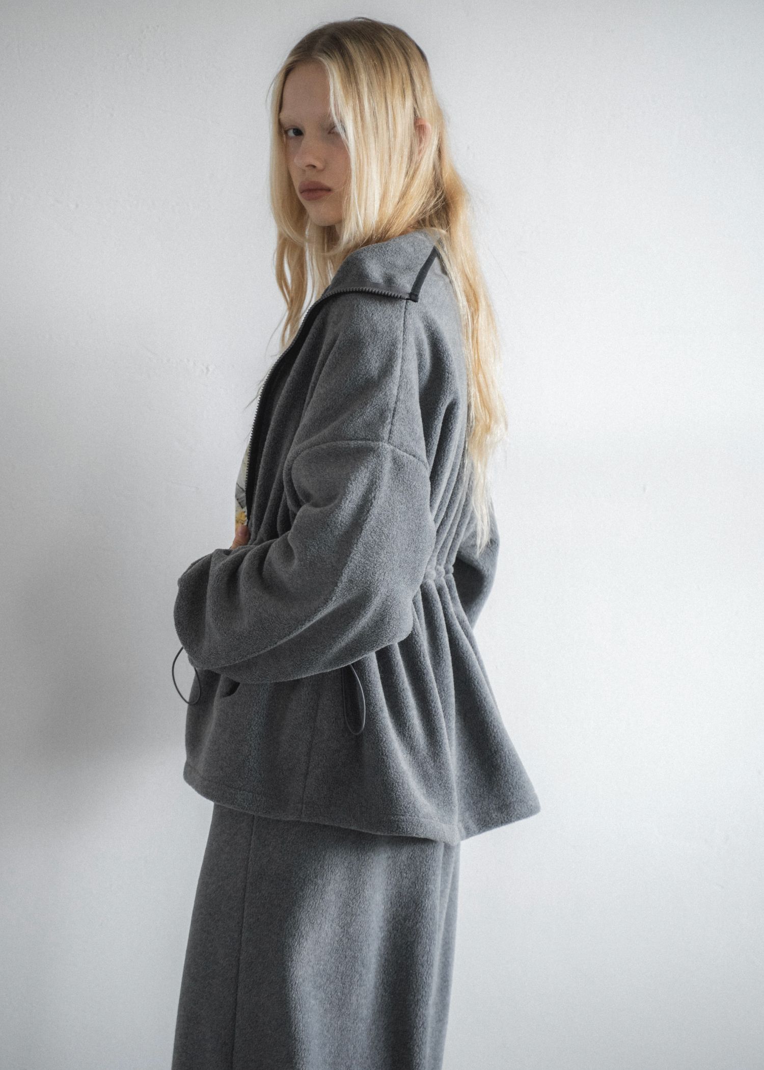 bi color piping fleece drawstring tops