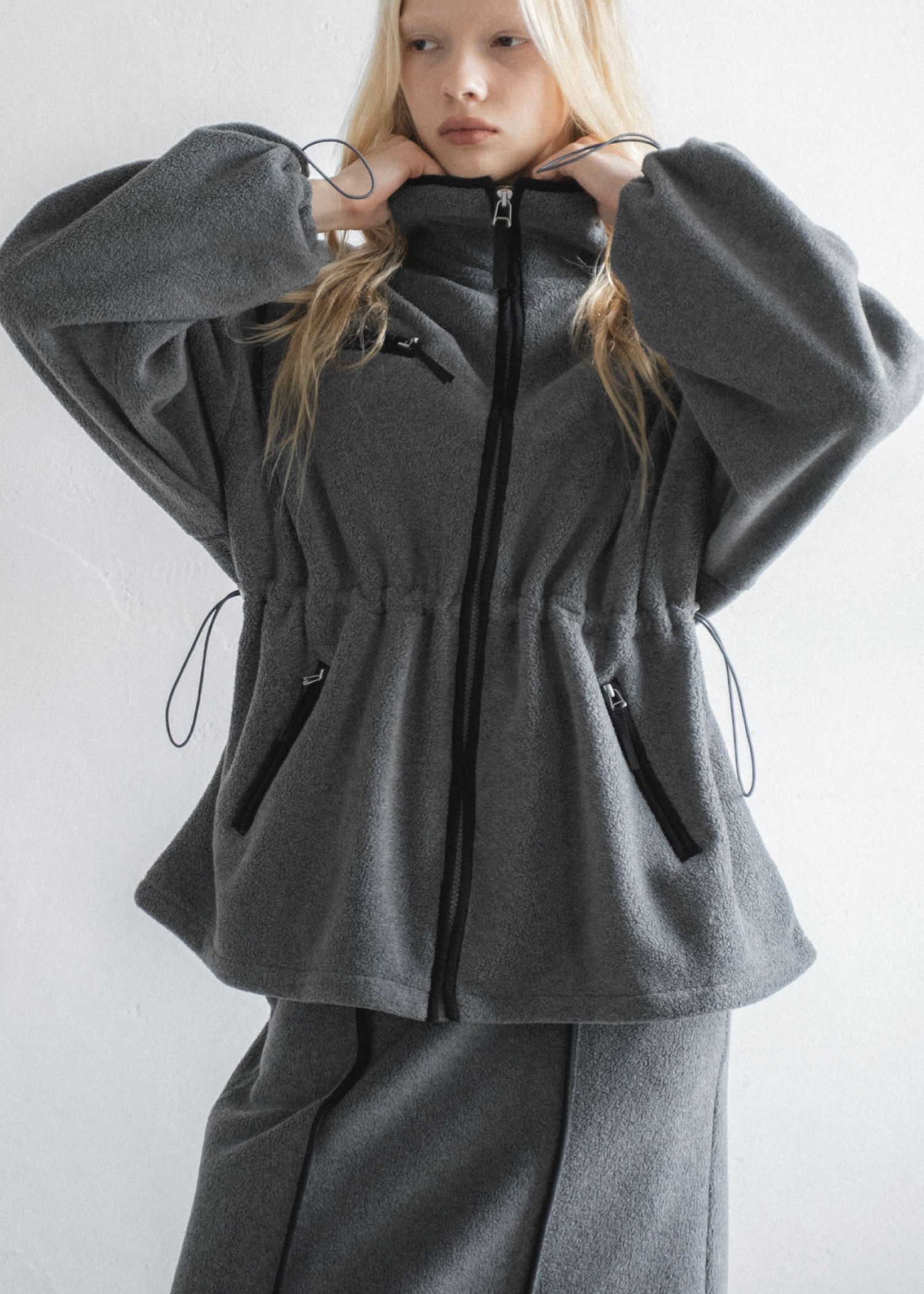 bi color piping fleece drawstring tops