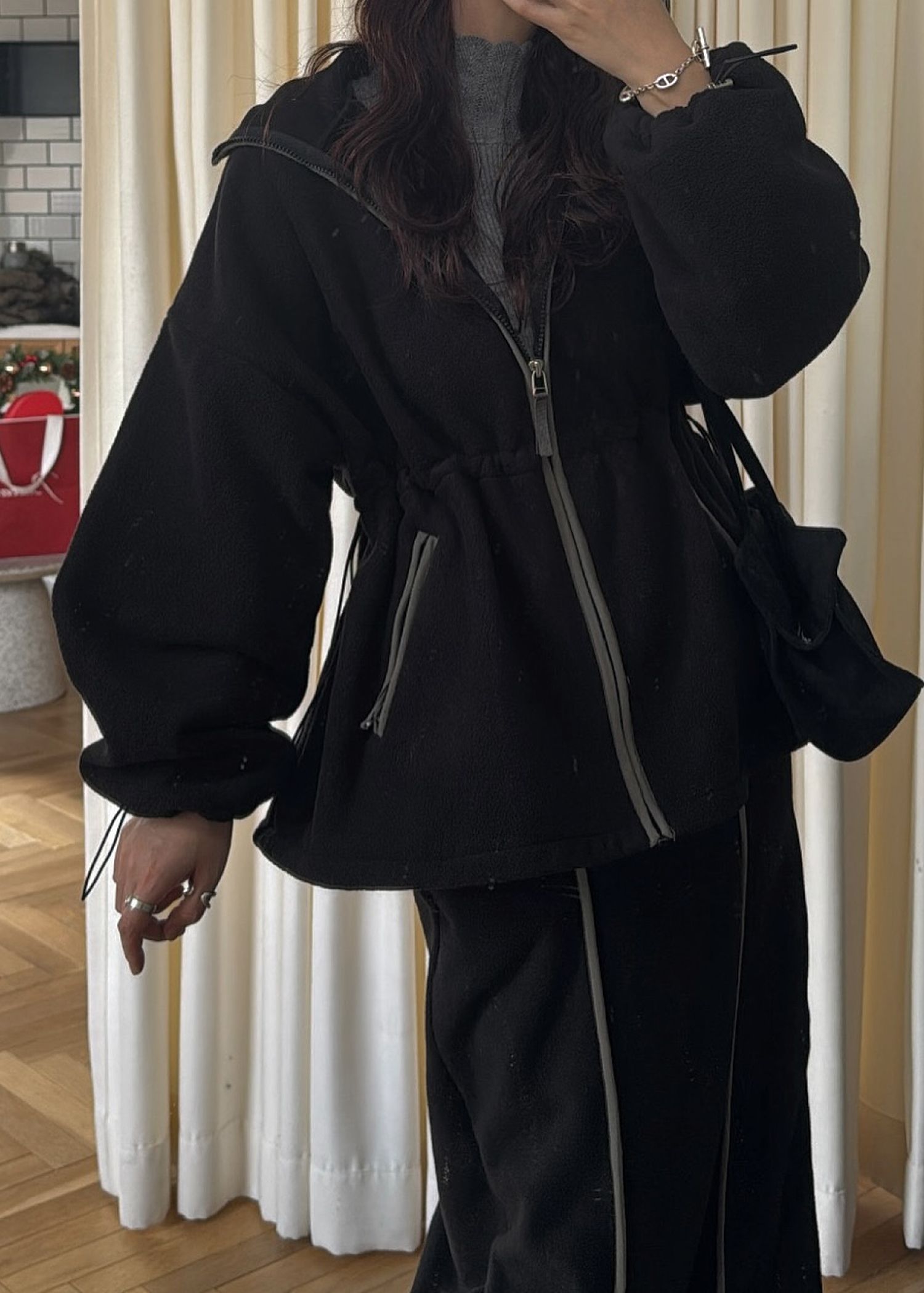 bi color piping fleece drawstring tops