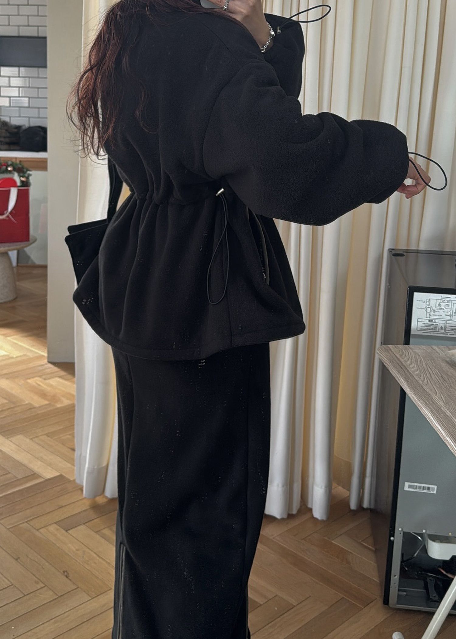 bi color piping fleece drawstring tops