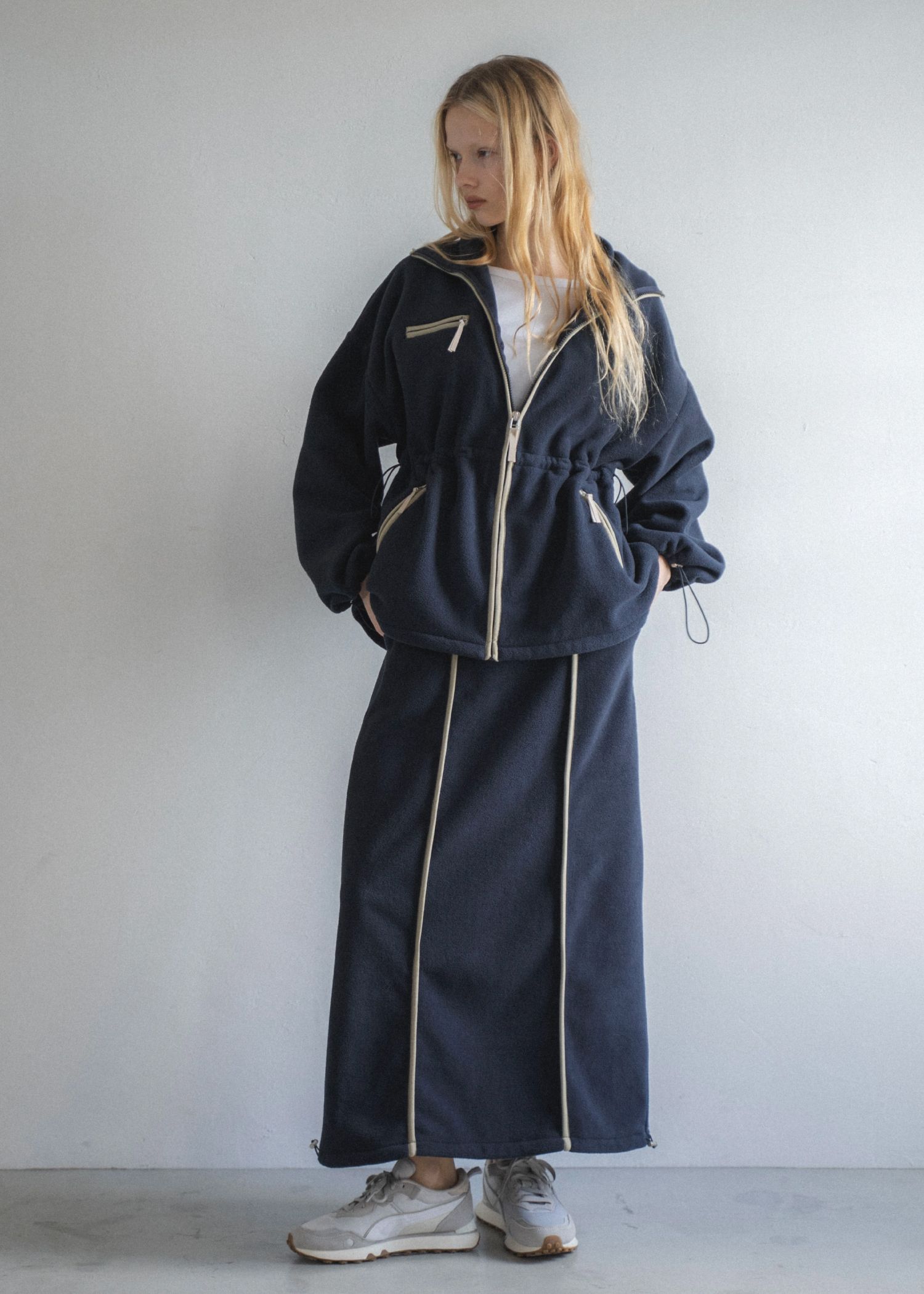 bi color piping fleece drawstring tops