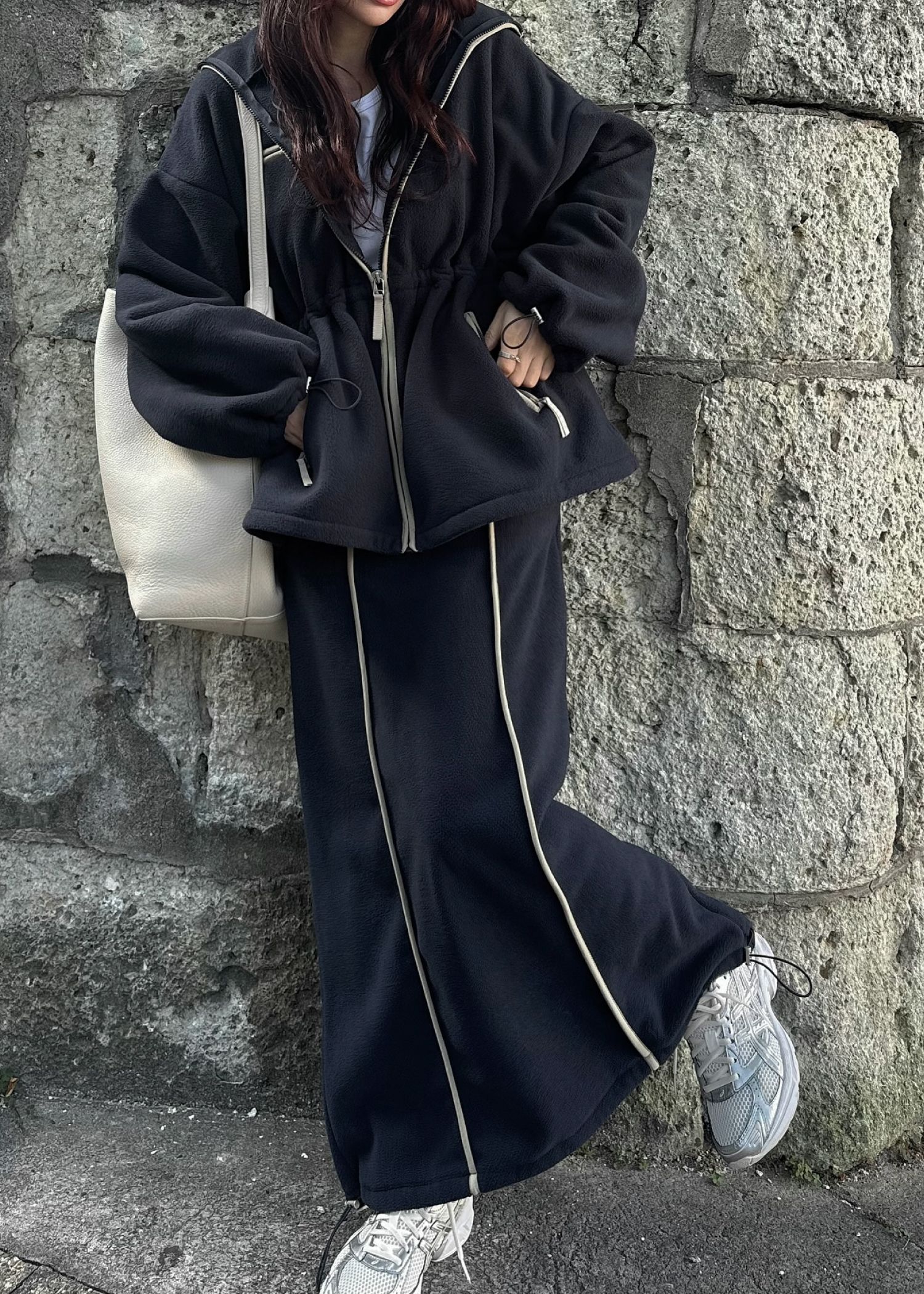 bi color piping fleece drawstring tops