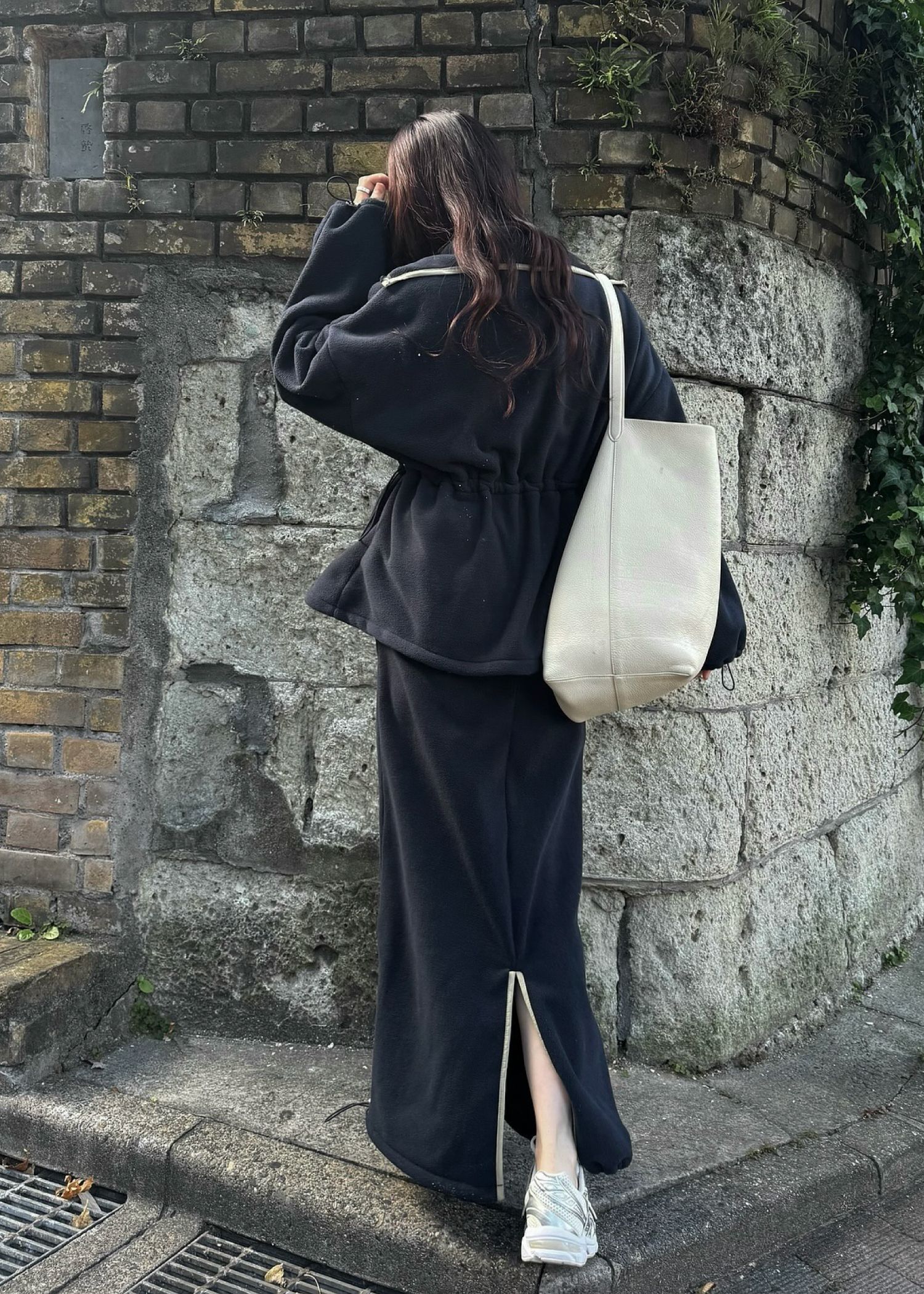 bi color piping fleece drawstring tops