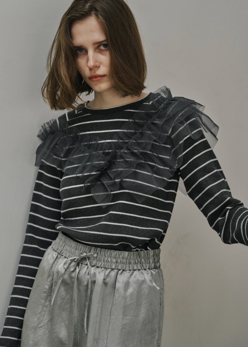 トップス WILLFULLY mockneck half sleeve tuck knit WILLFULLY（ウィルフリー）の「mockneck half sleeve tuck knit