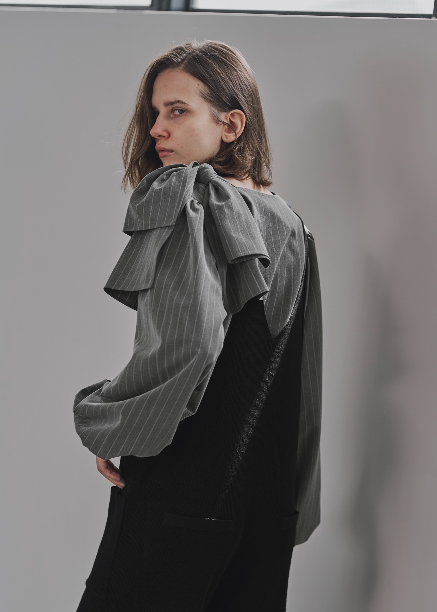 ribbon shoulder stripe short BL