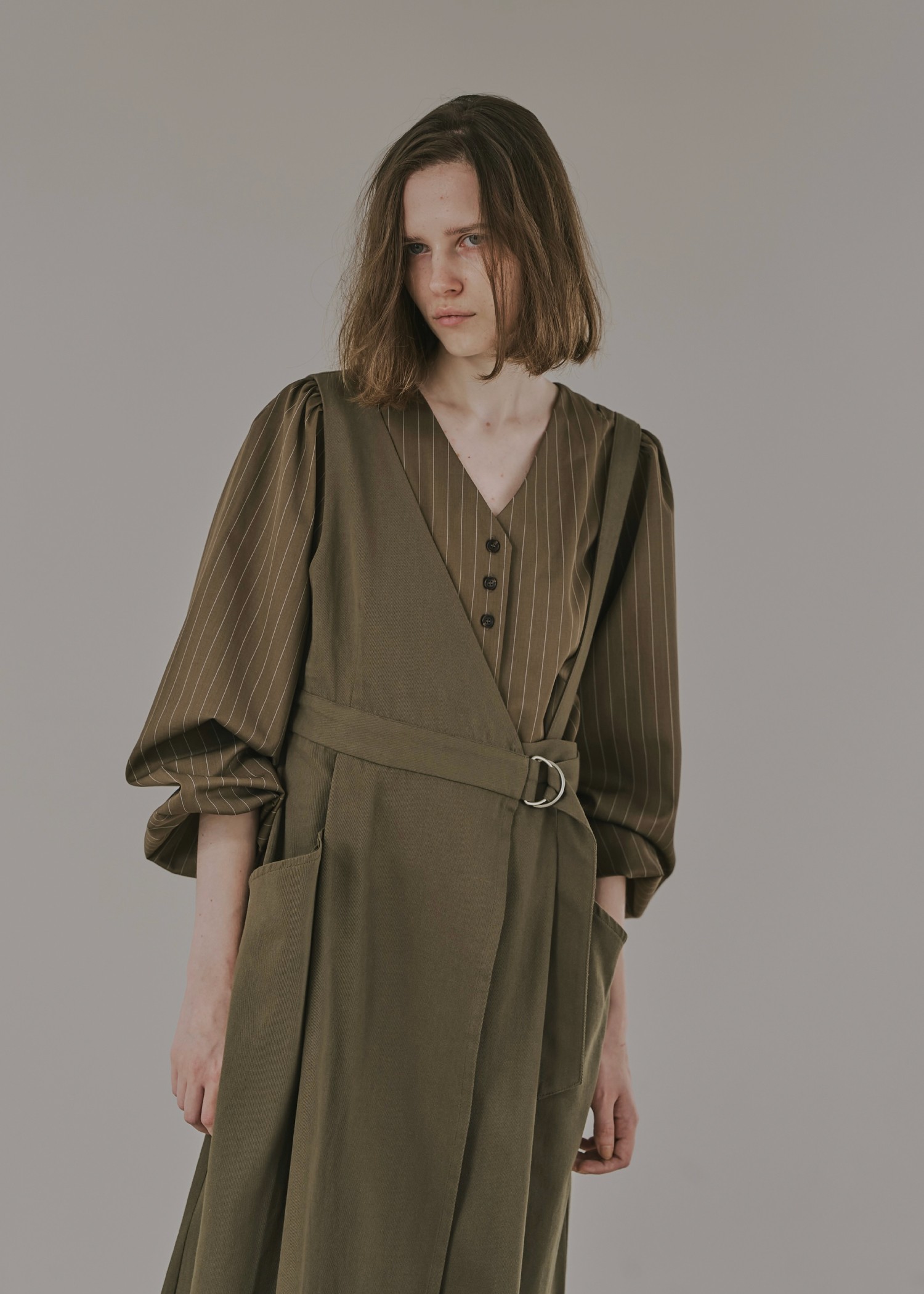 ribbon shoulder stripe short BL