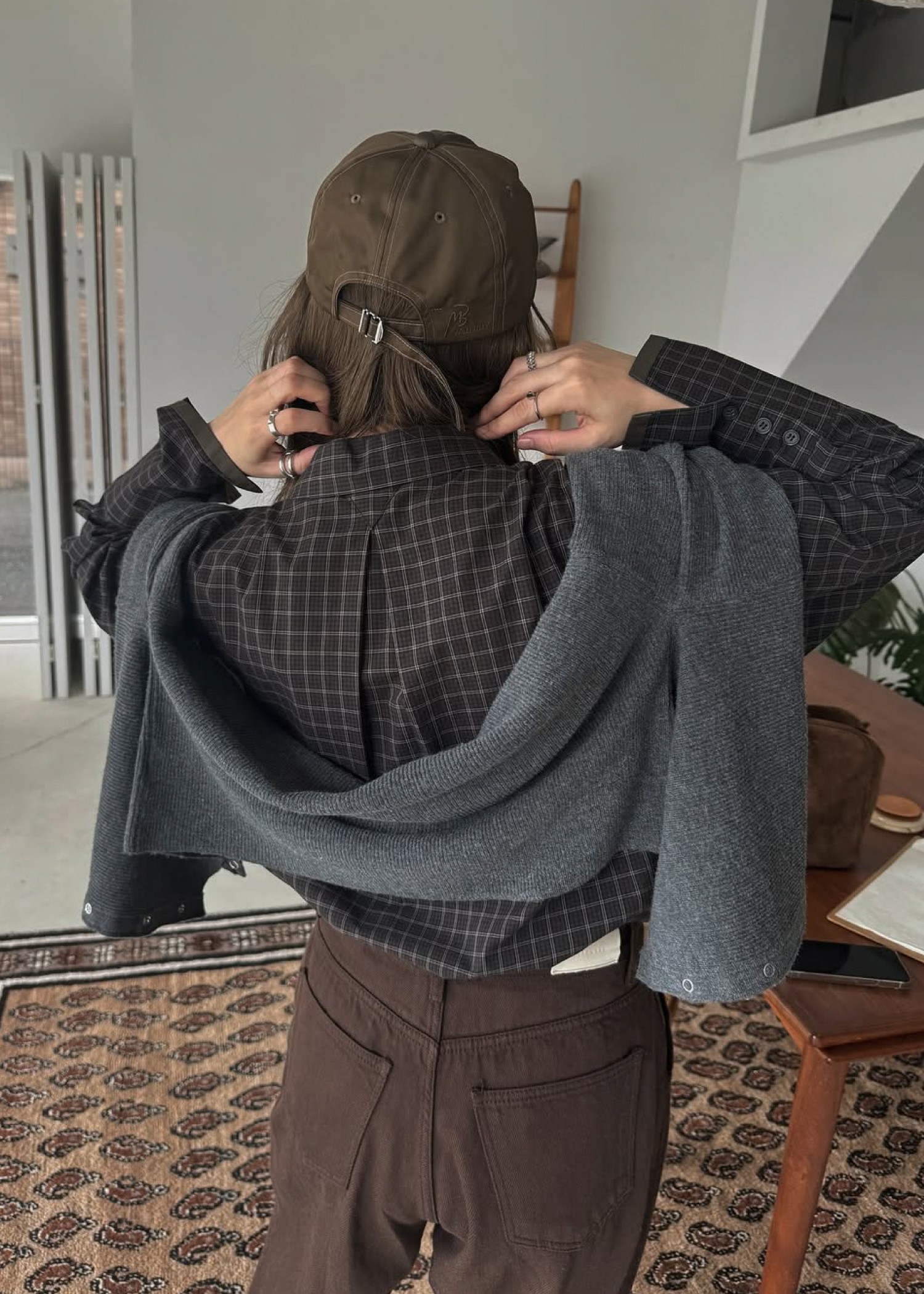 removal collar piping cuffs SH