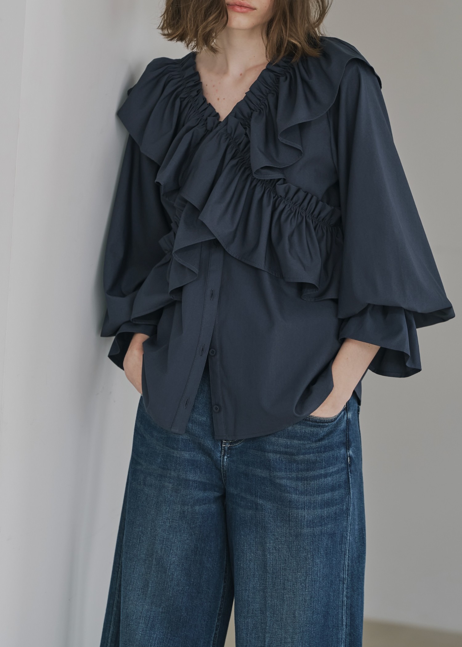 HEVE へイヴ　フィンスリーブBL　ブラック　美品 HEVE ヘイヴ フィンスリーブ BL ブラウス プルオーバー クルーネック