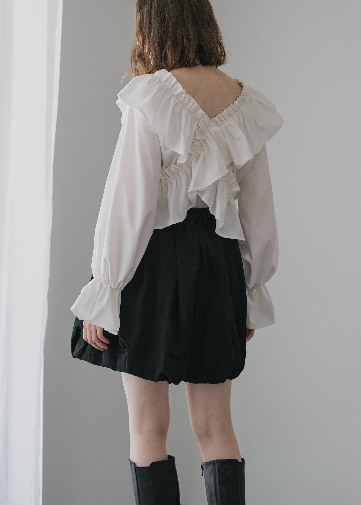 HEVE へイヴ　フィンスリーブBL　ブラック　美品 HEVE ヘイヴ フィンスリーブ BL ブラウス プルオーバー クルーネック