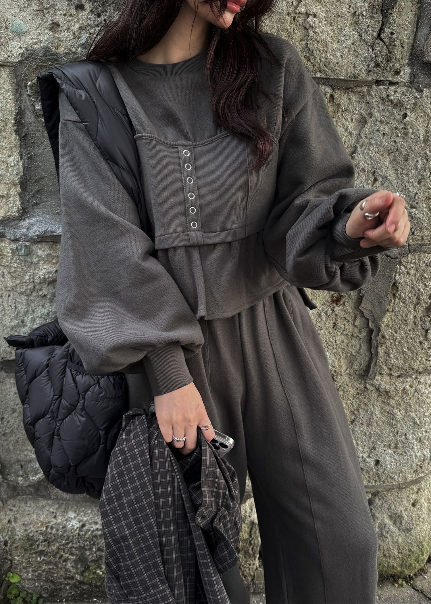 volume sleeve bustier docking  sweat