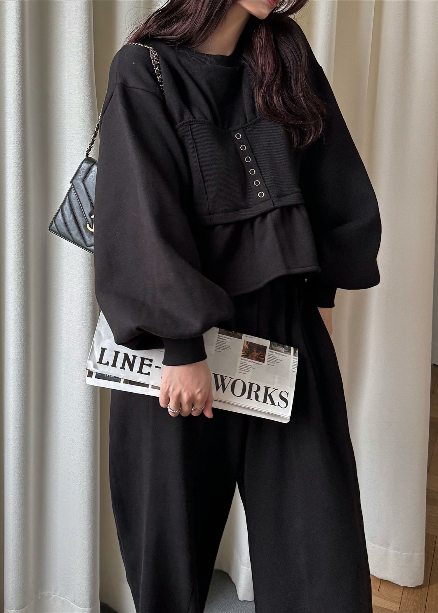 volume sleeve bustier docking  sweat