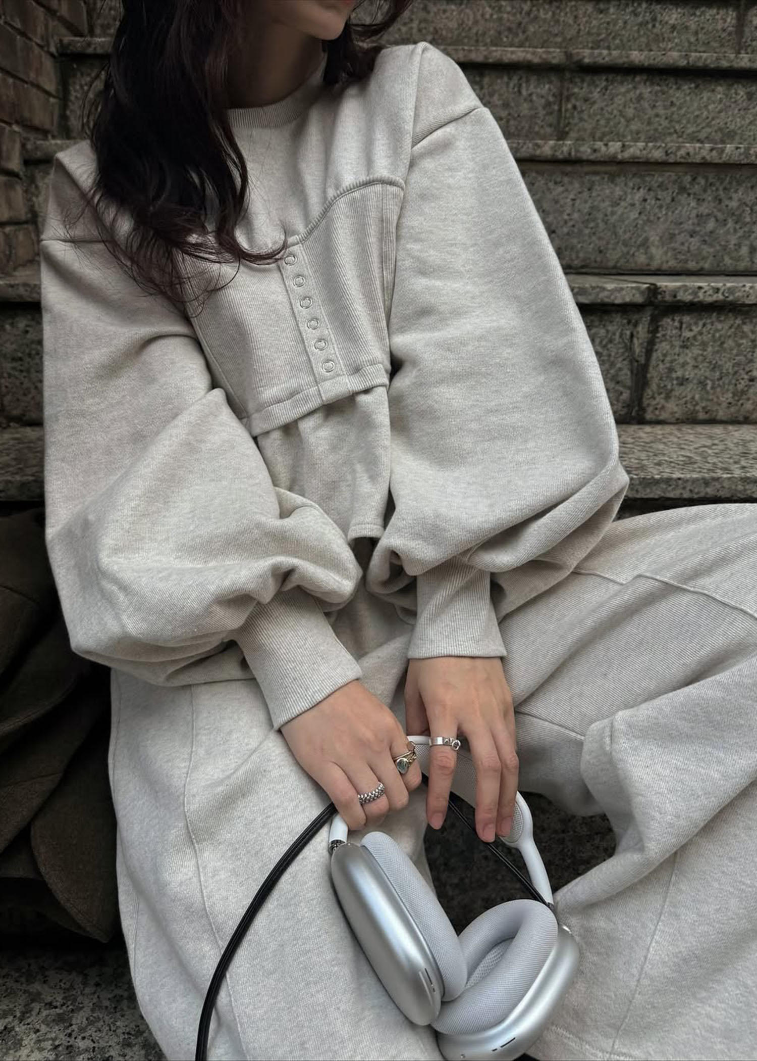 volume sleeve bustier docking  sweat