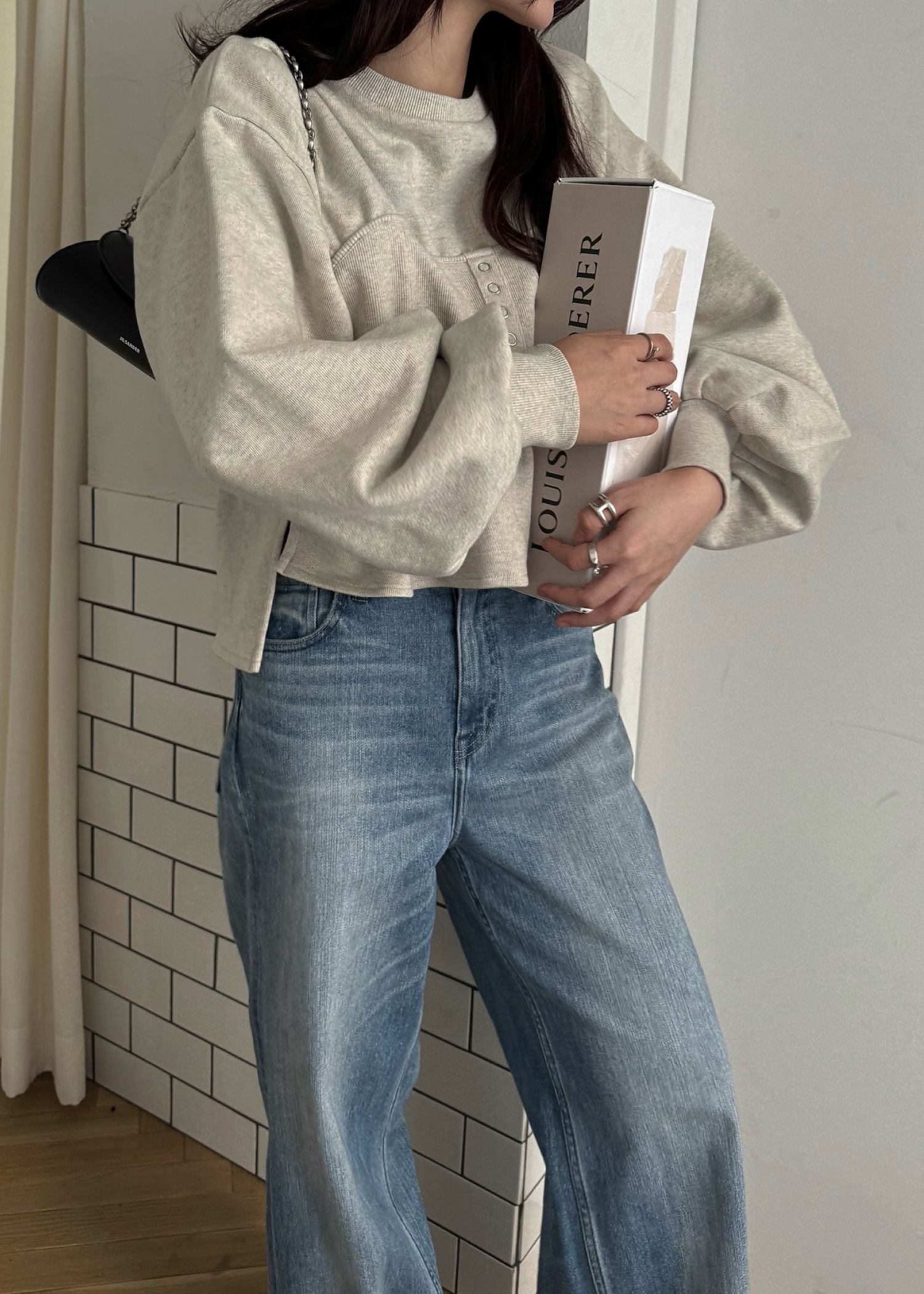 volume sleeve bustier docking  sweat