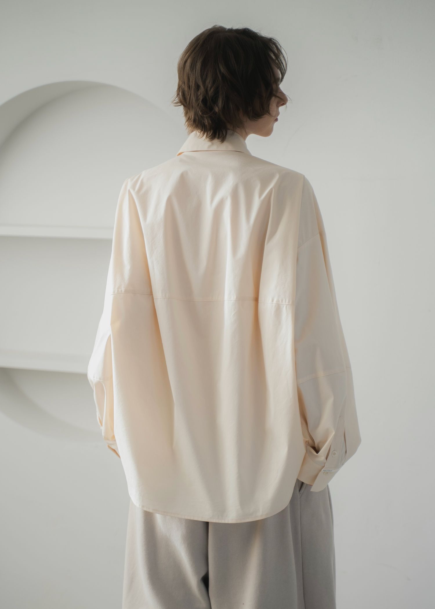 back volume statement cocoon shirt