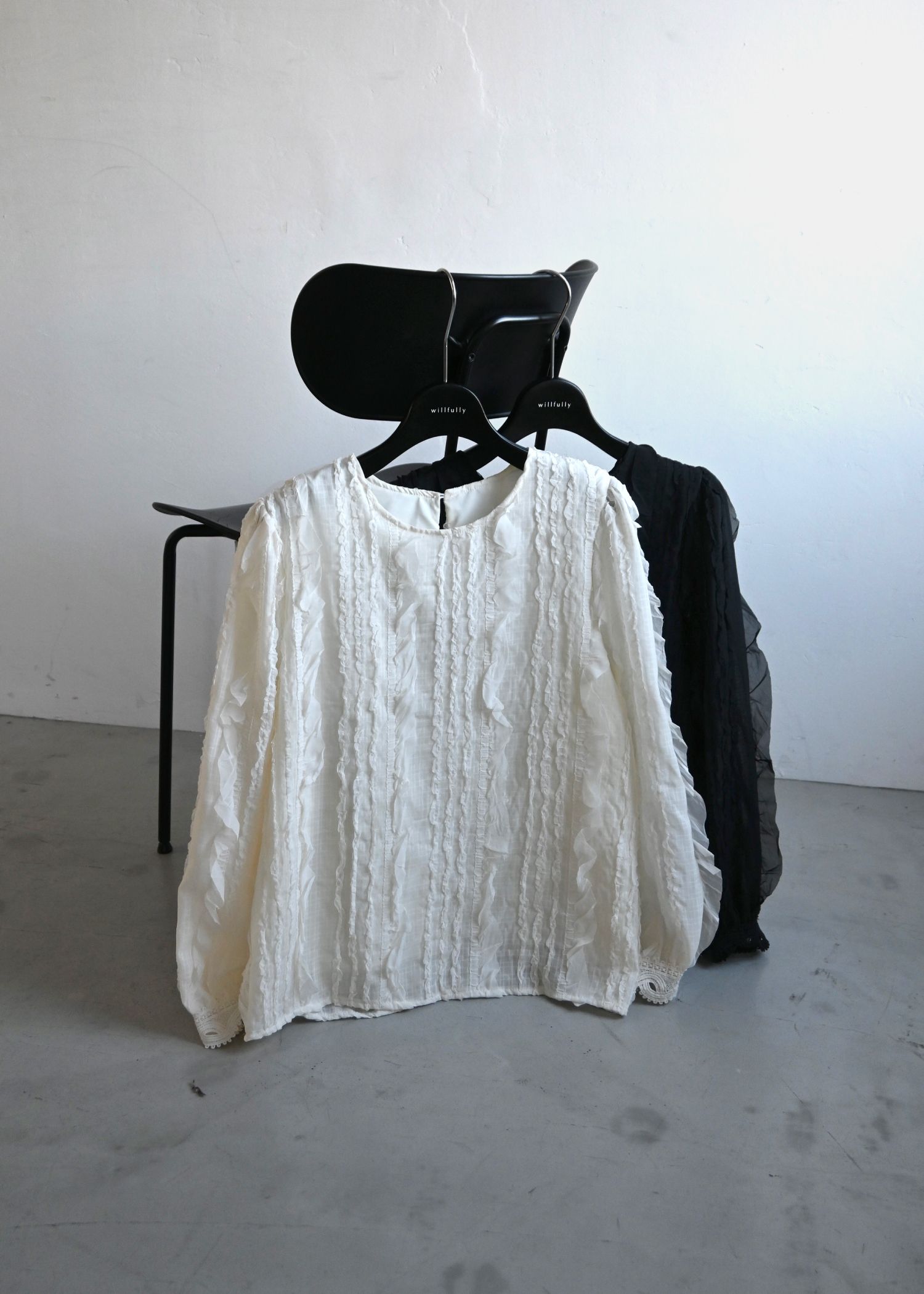 random stripe frill chiffon BL