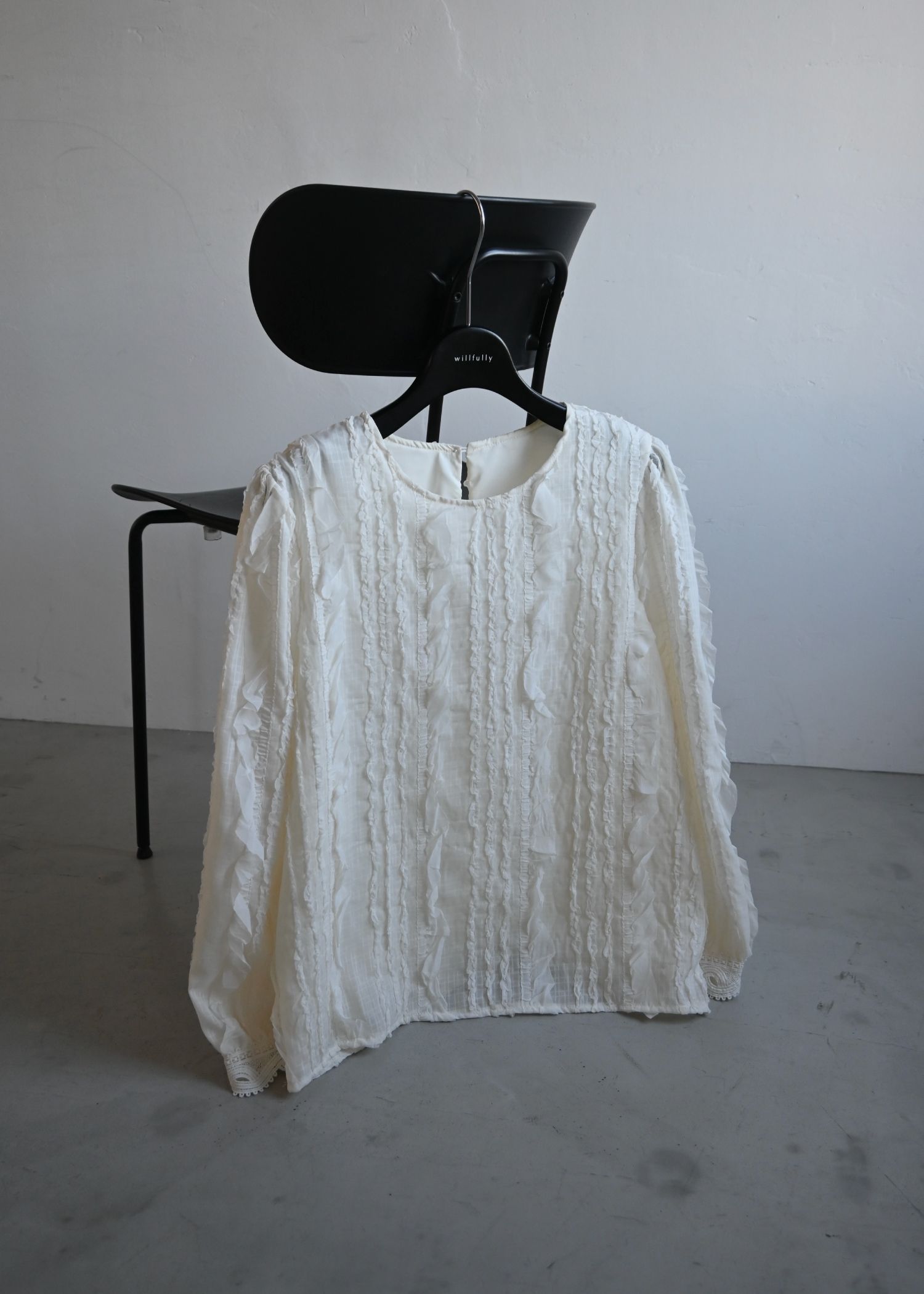 random stripe frill chiffon BL