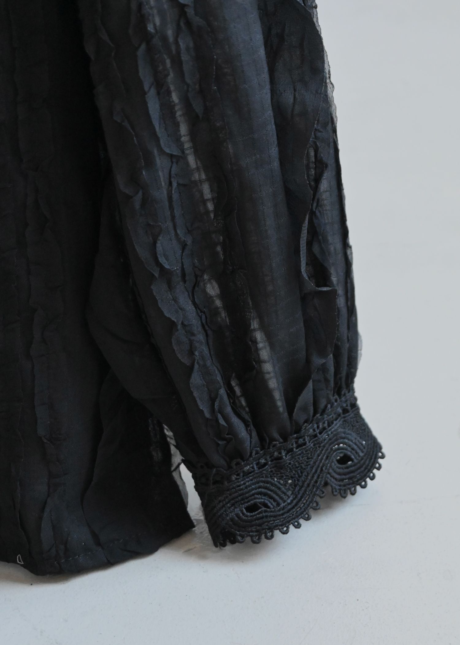 random stripe frill chiffon BL