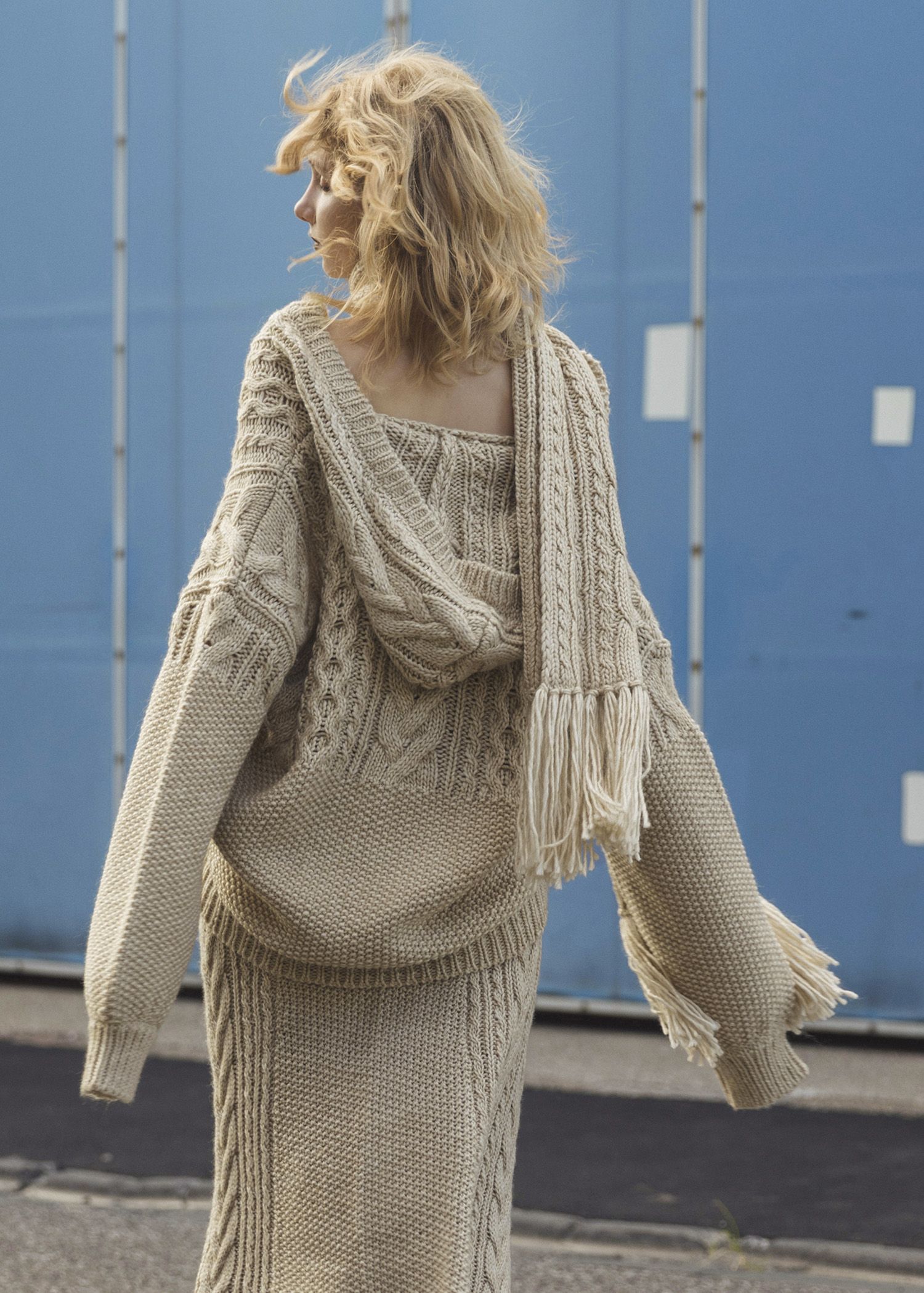 coarse knit cable fringe muffler