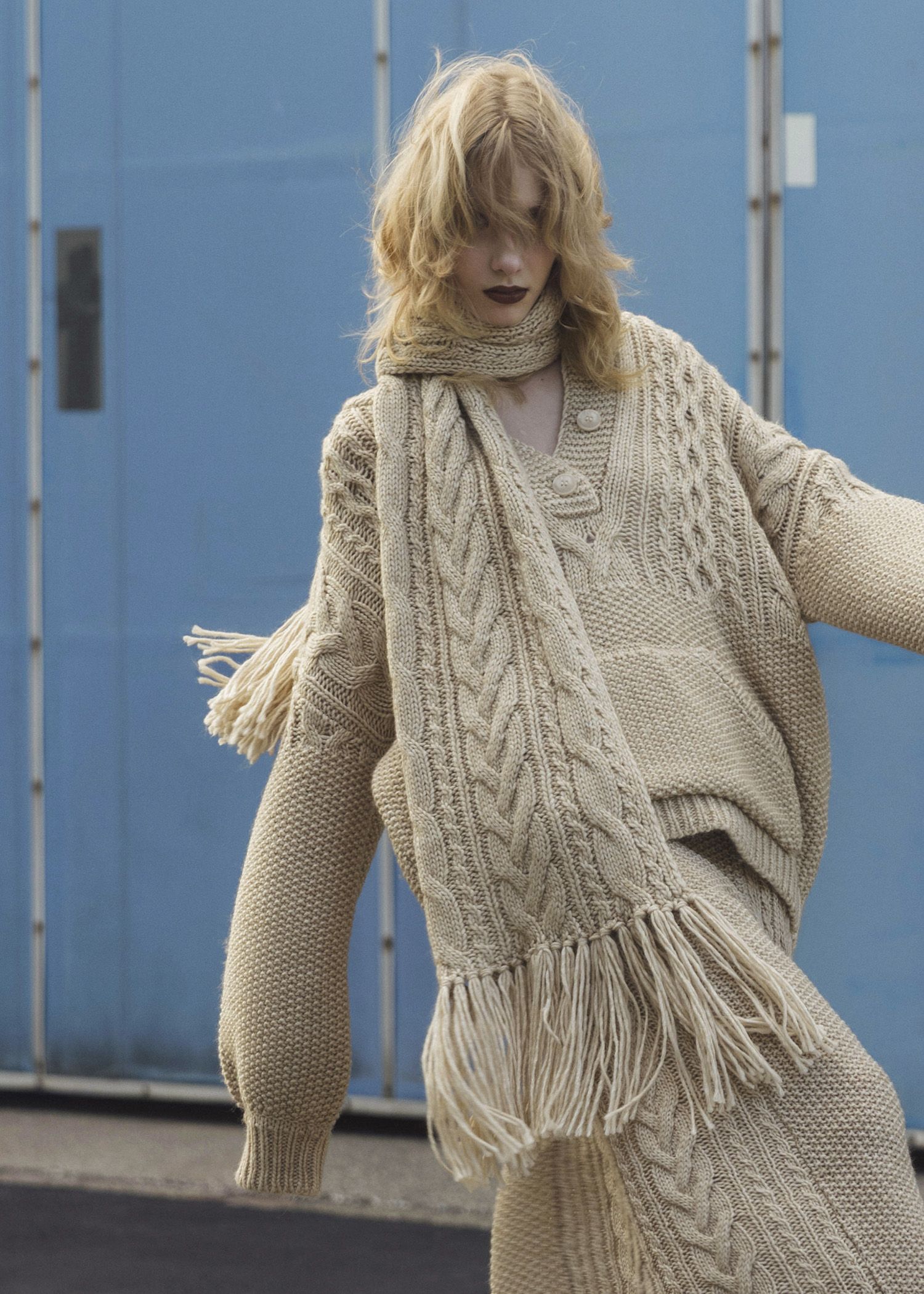 coarse knit cable fringe muffler