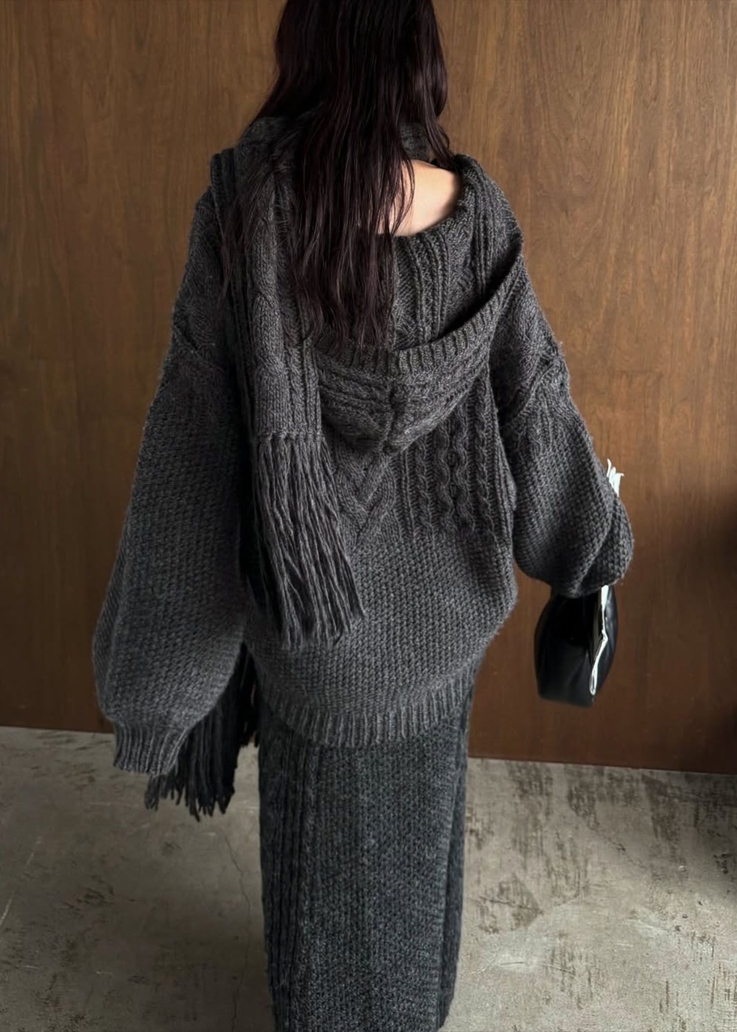 coarse knit cable fringe muffler