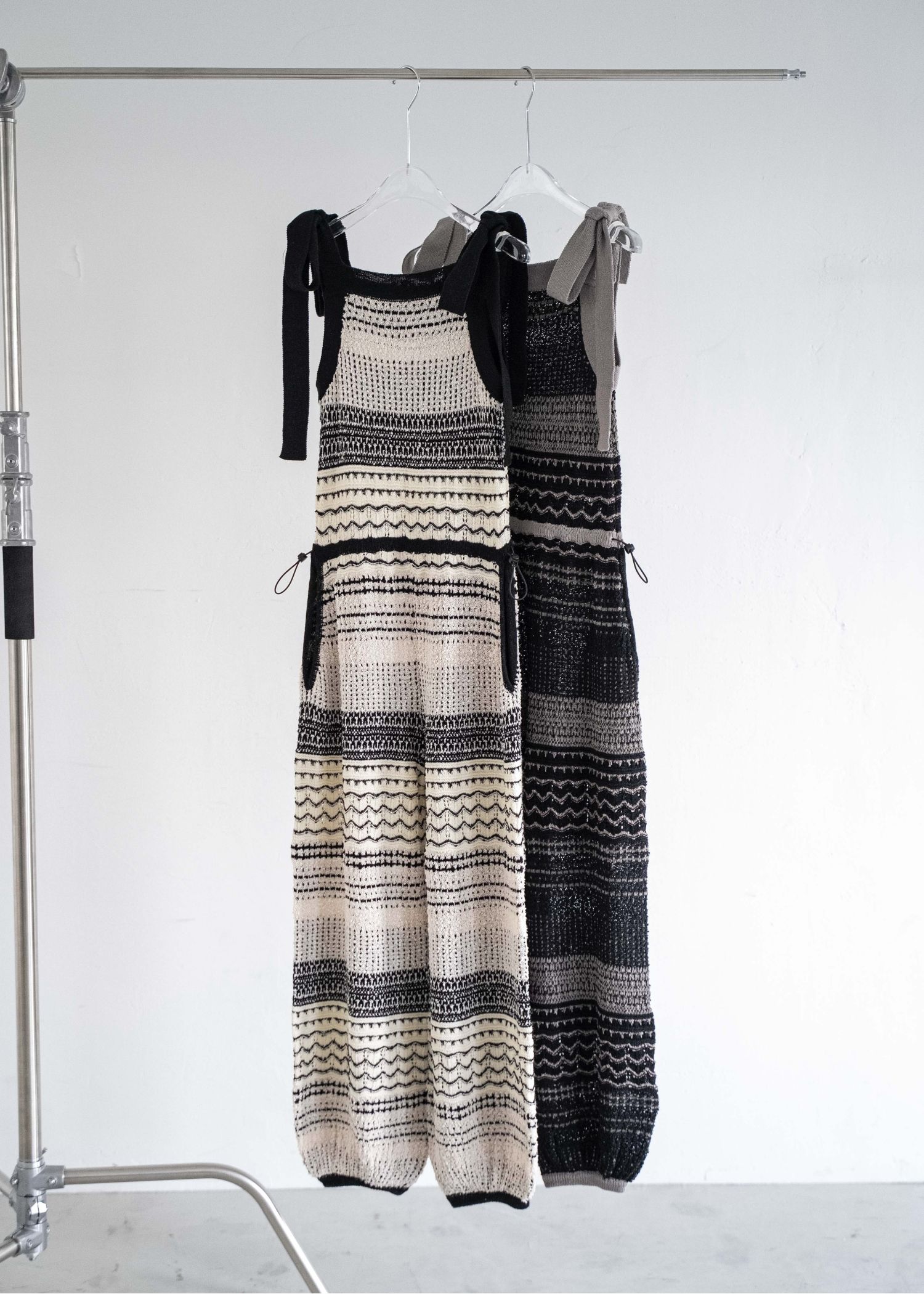 at random geometric pattern knit all-in-one