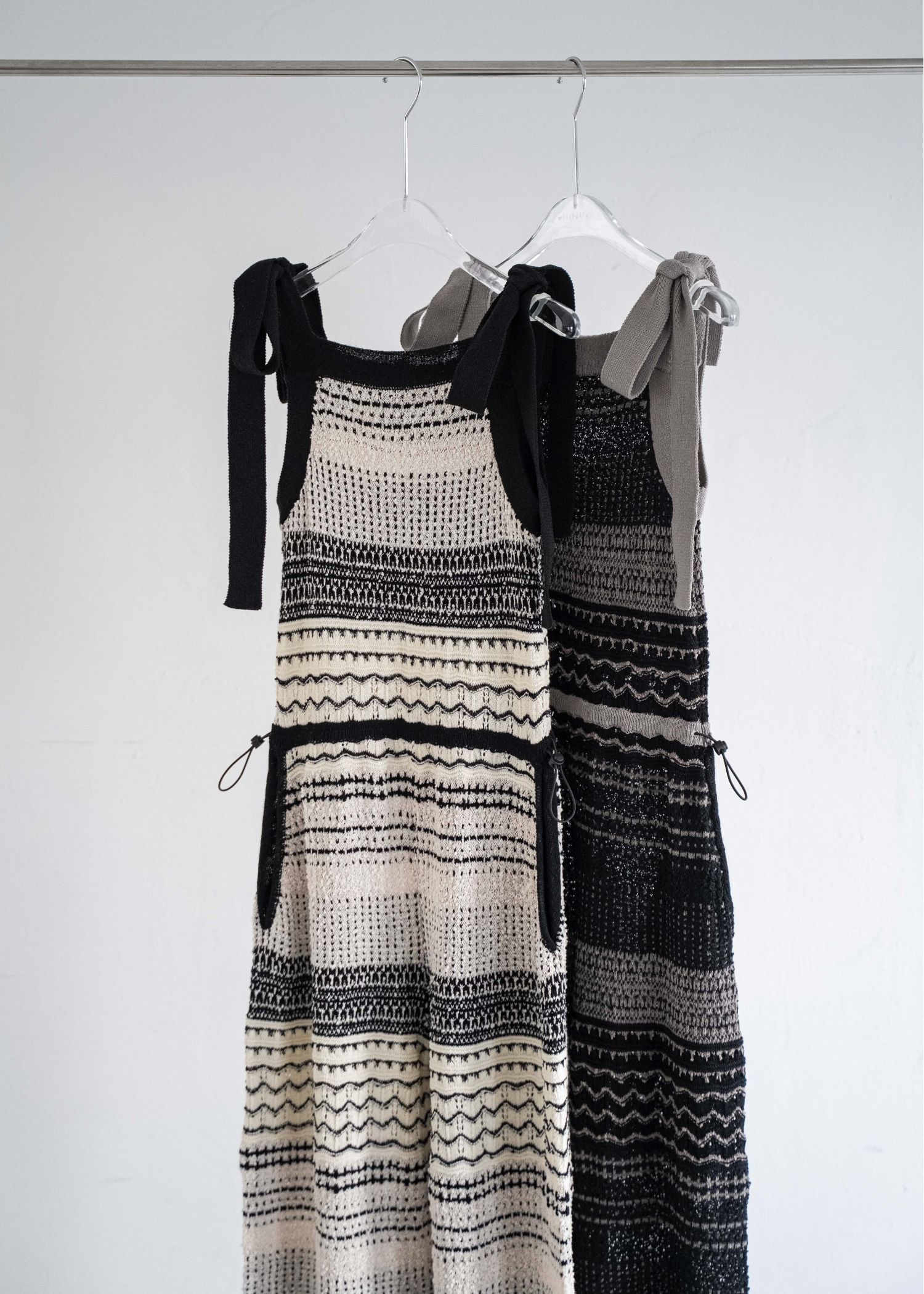 at random geometric pattern knit all-in-one