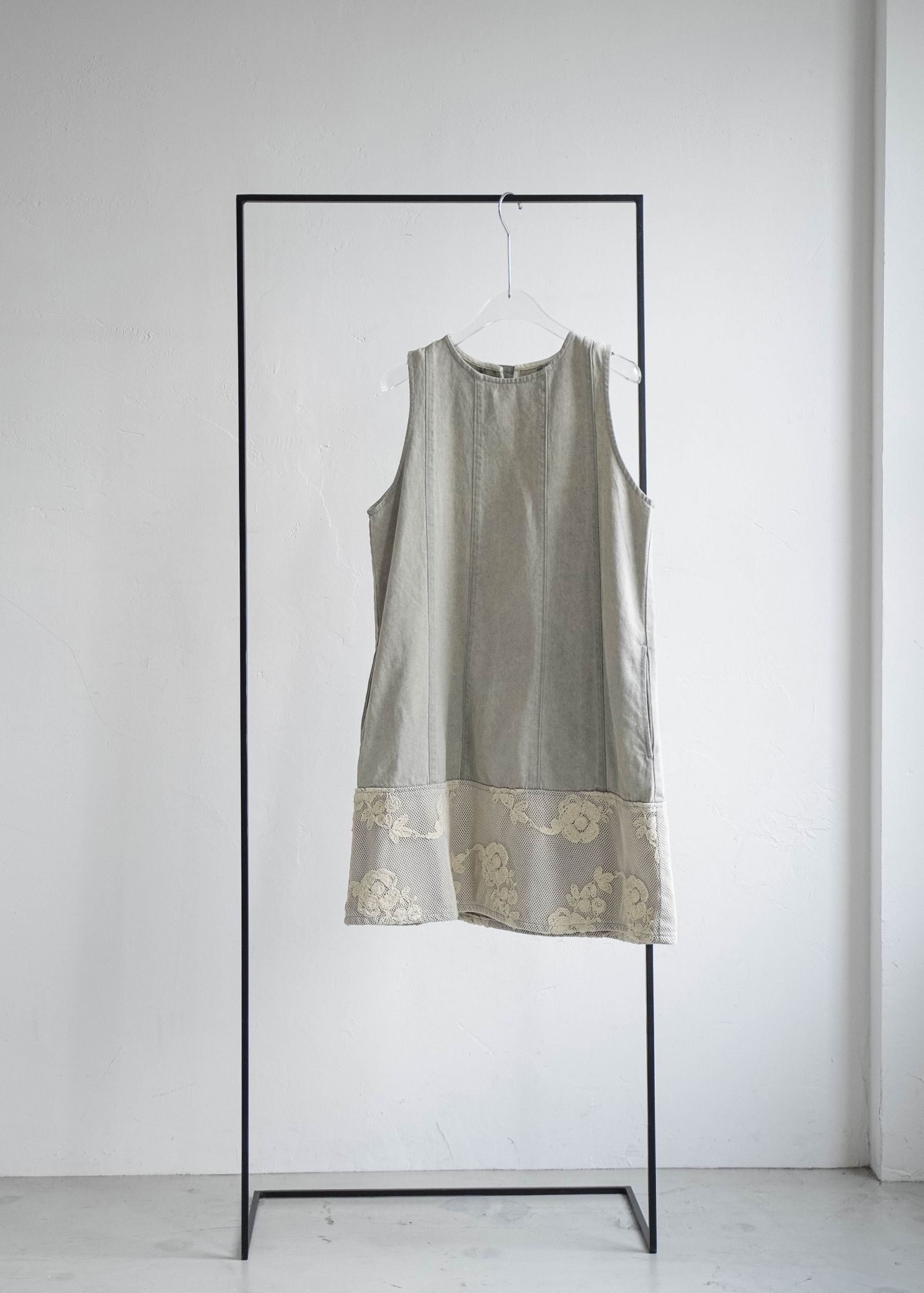 denim panel a line lace hem no sleeve OP