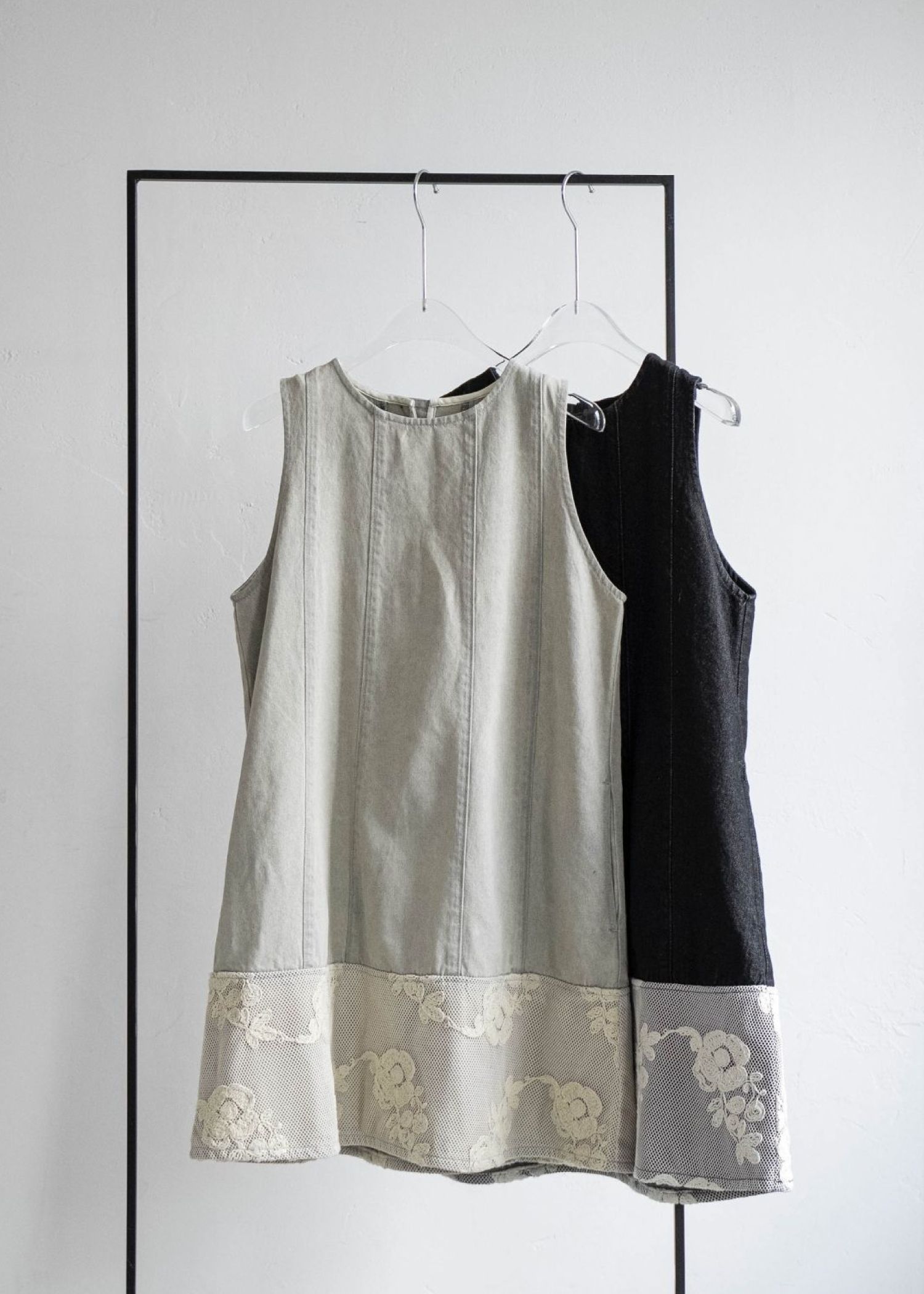 denim panel a line lace hem no sleeve OP