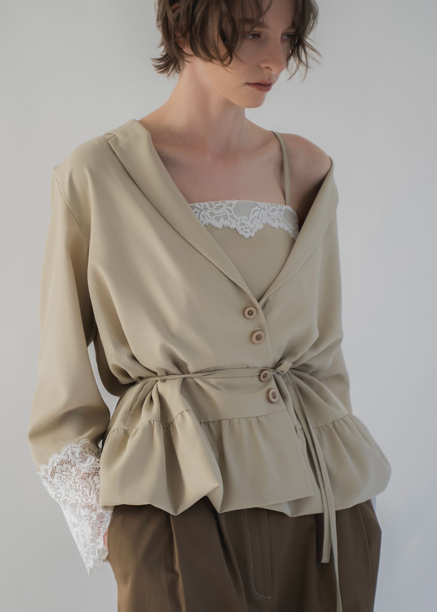 cuffs lace hem balloon frill JK