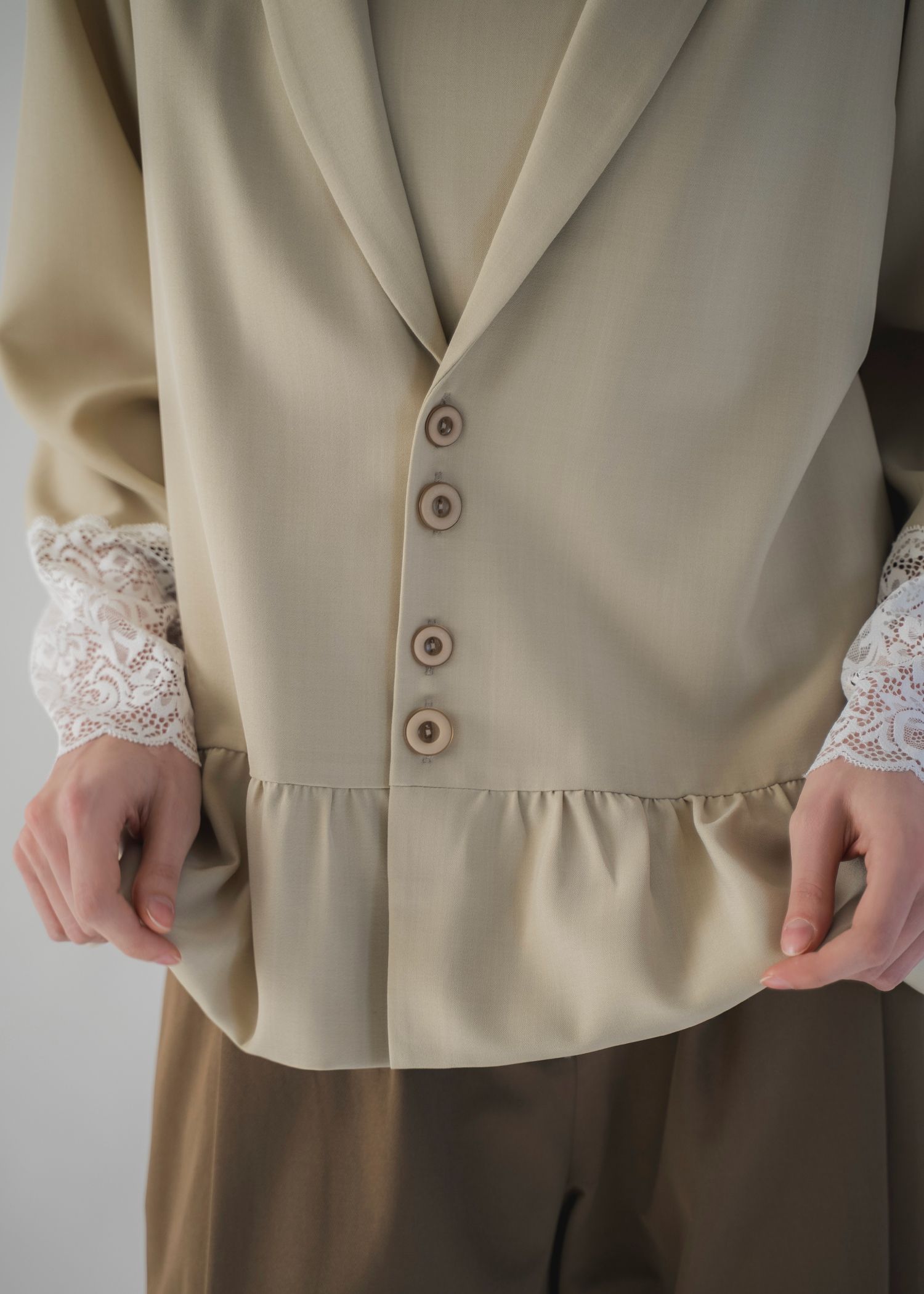 cuffs lace hem balloon frill JK