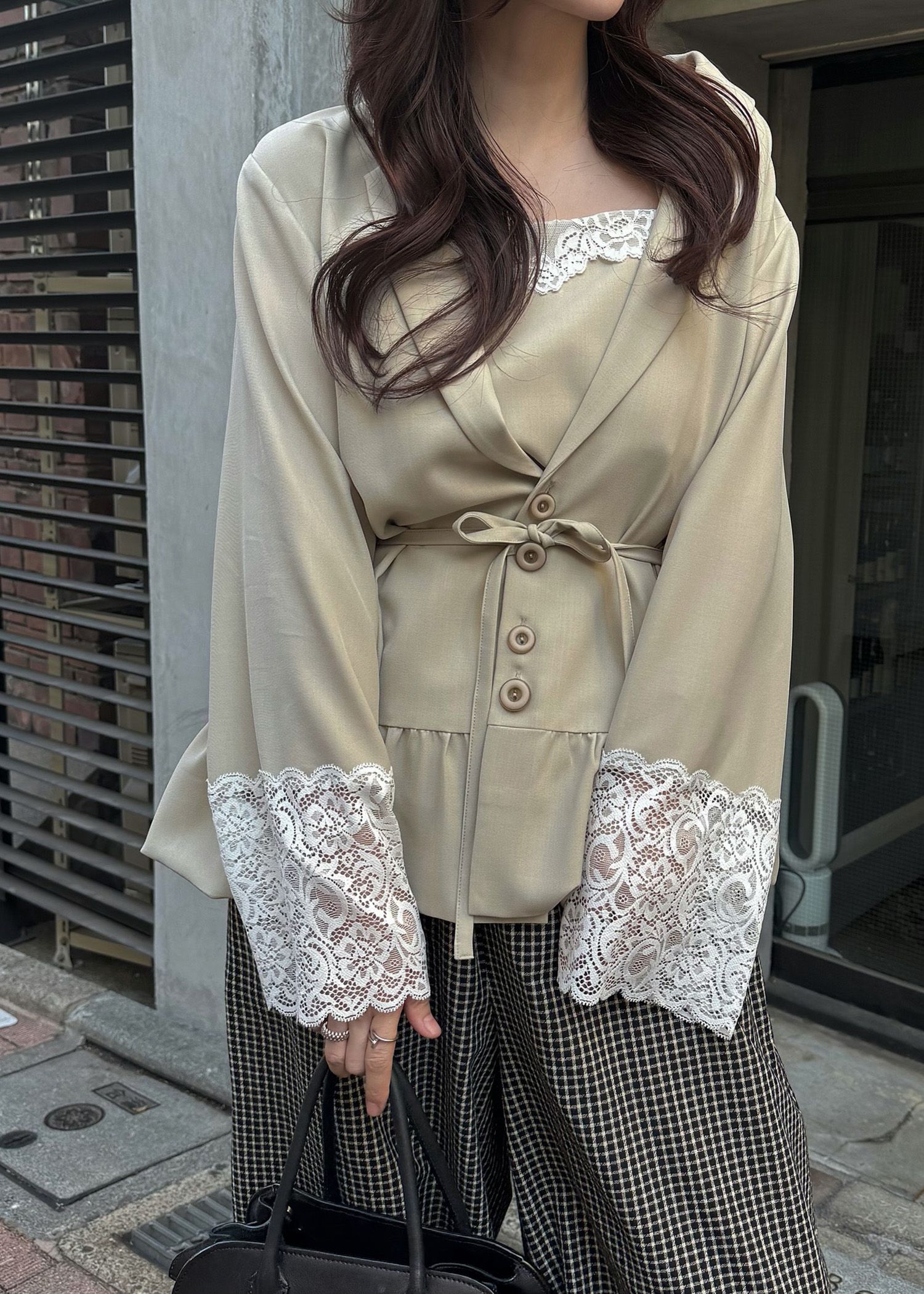 cuffs lace hem balloon frill JK