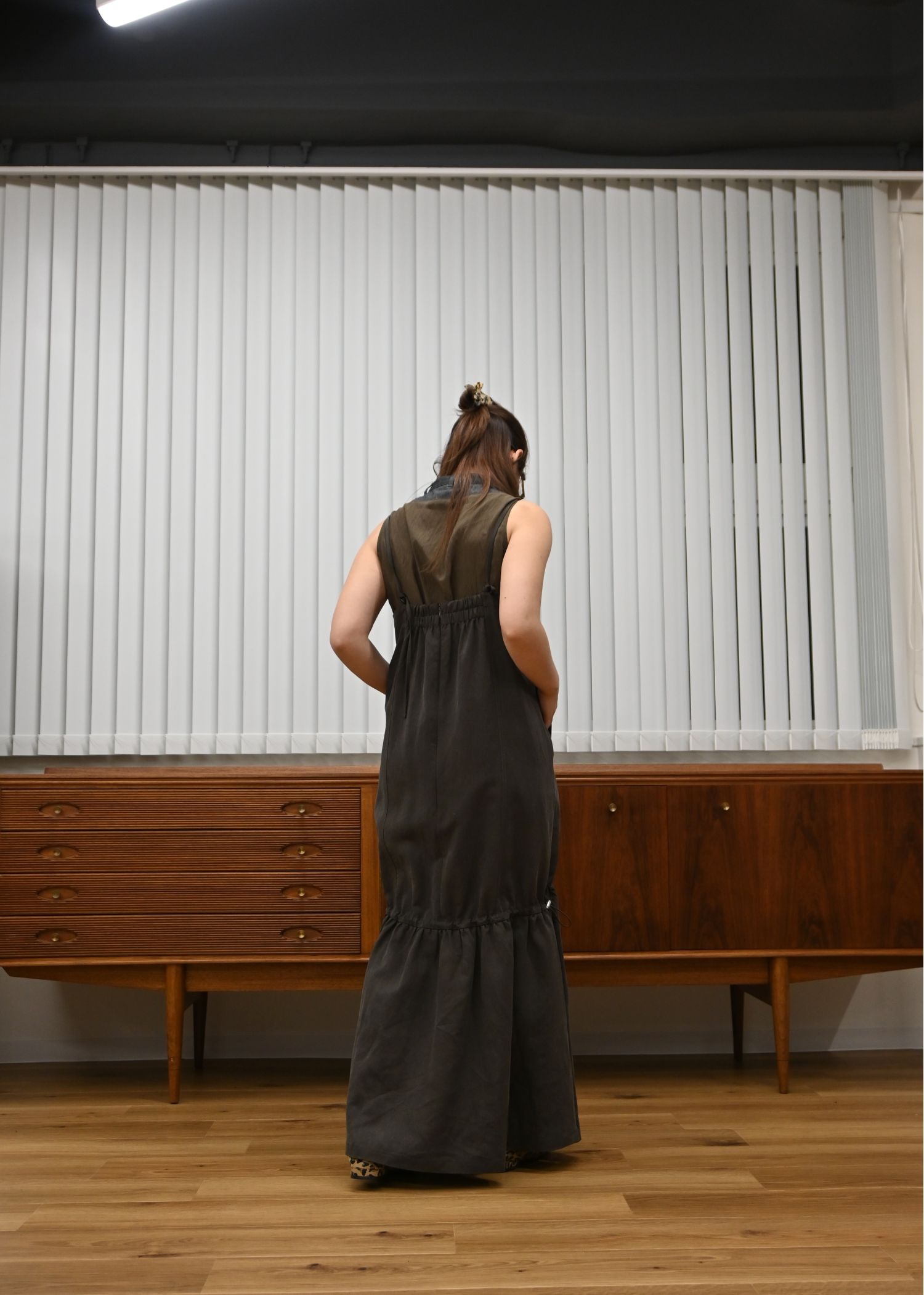 no sleeve color scheme collar shirt