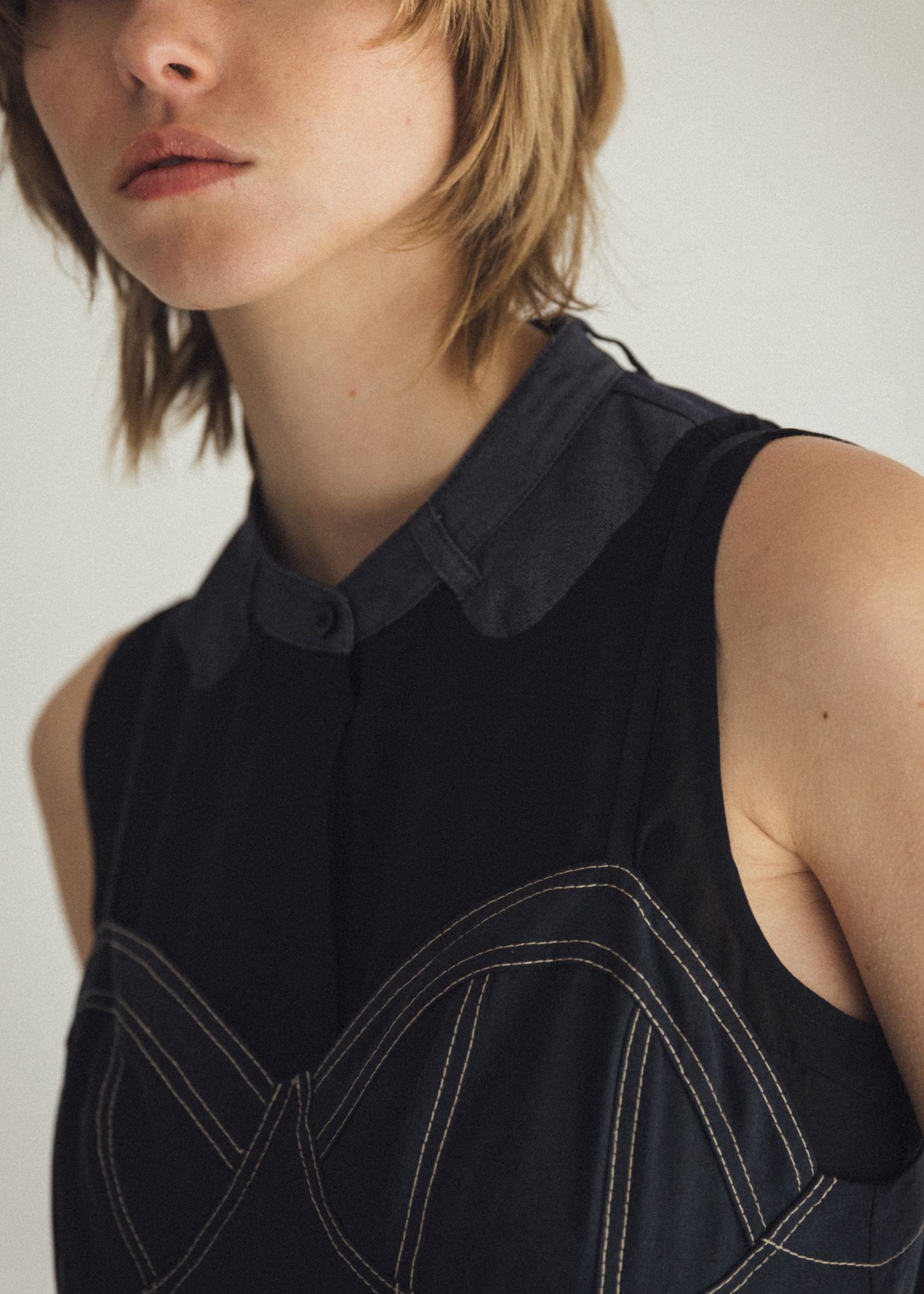 no sleeve color scheme collar shirt