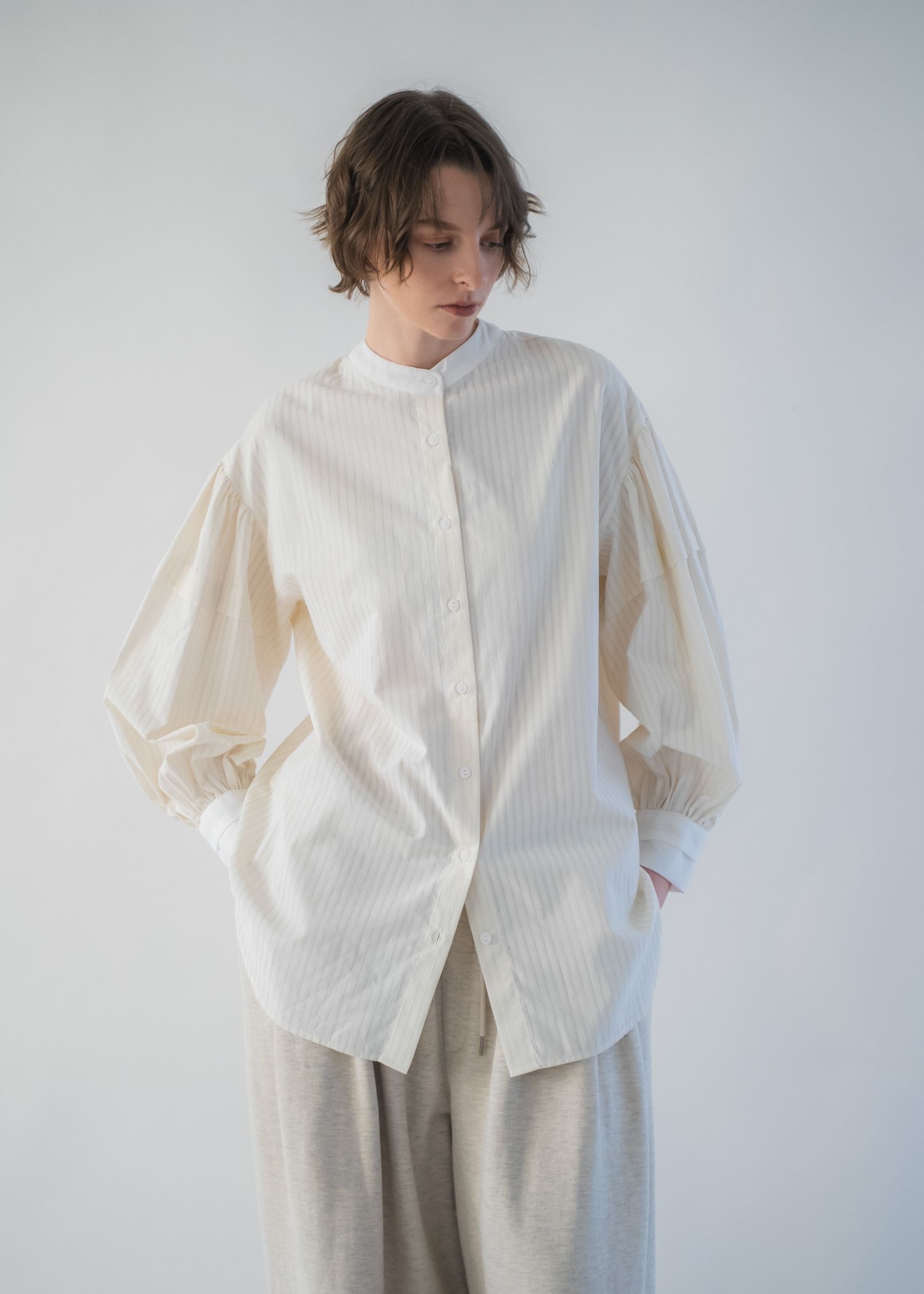 stripe balloon sleeve cleric BL