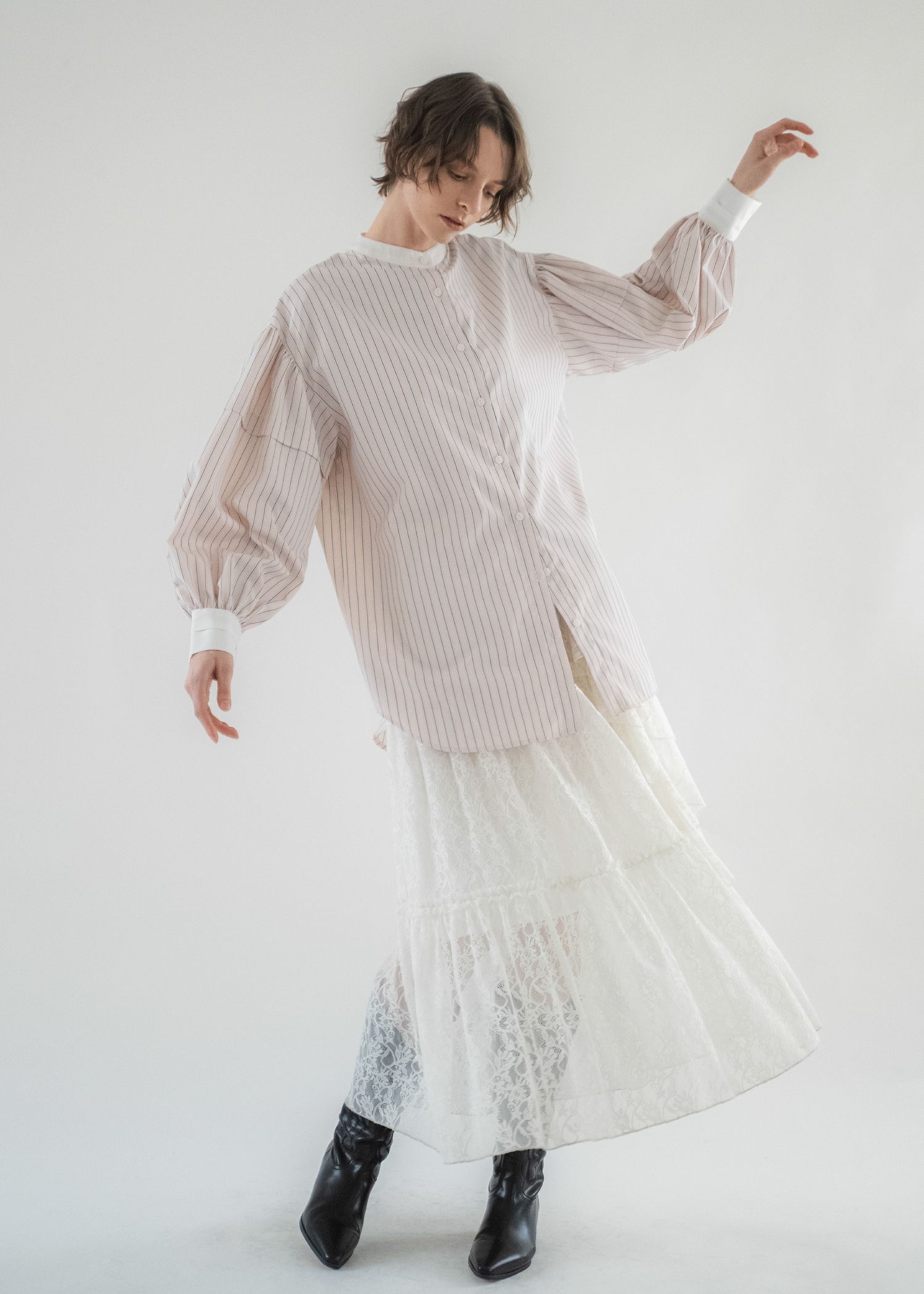 stripe balloon sleeve cleric BL