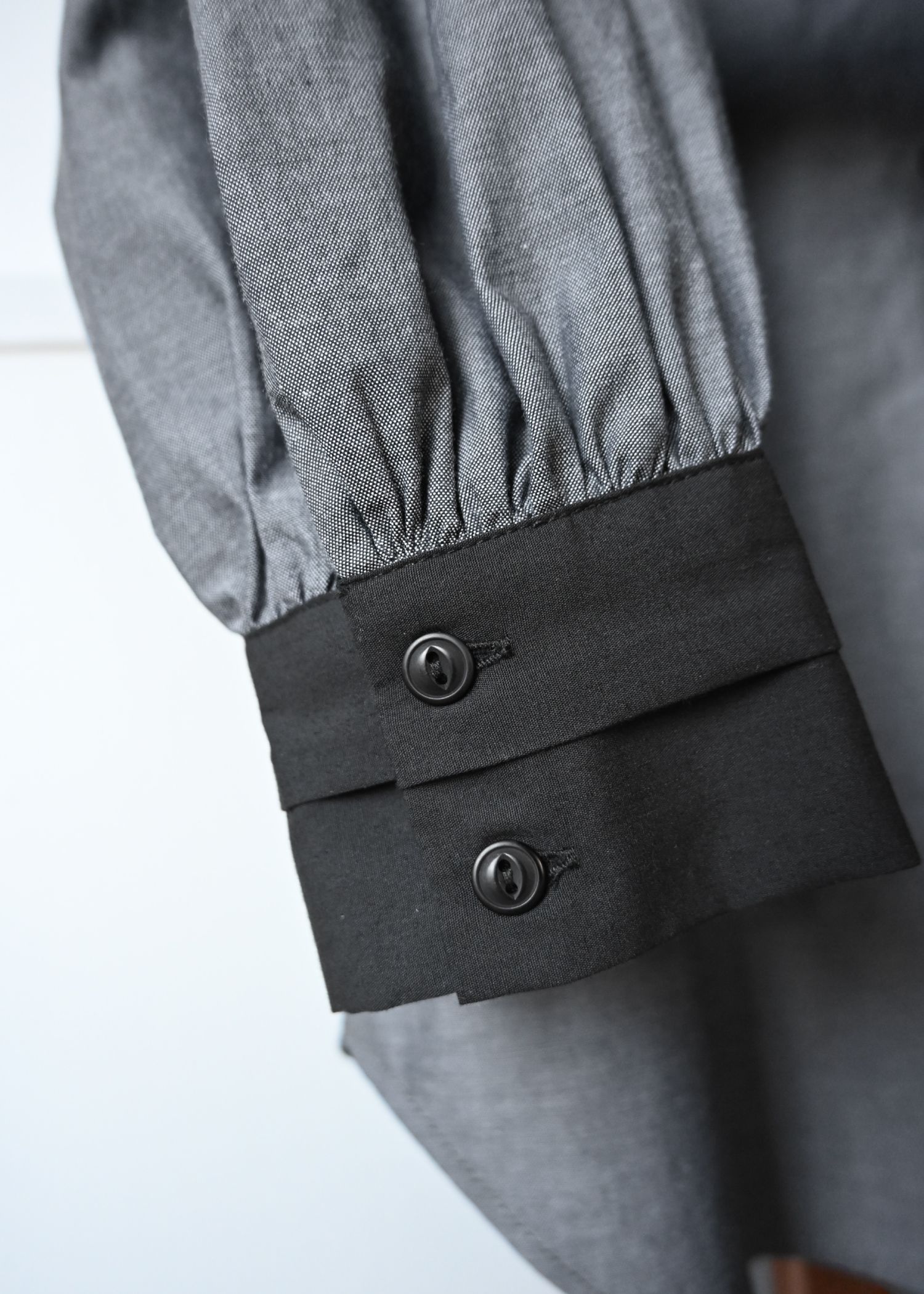 stripe balloon sleeve cleric BL