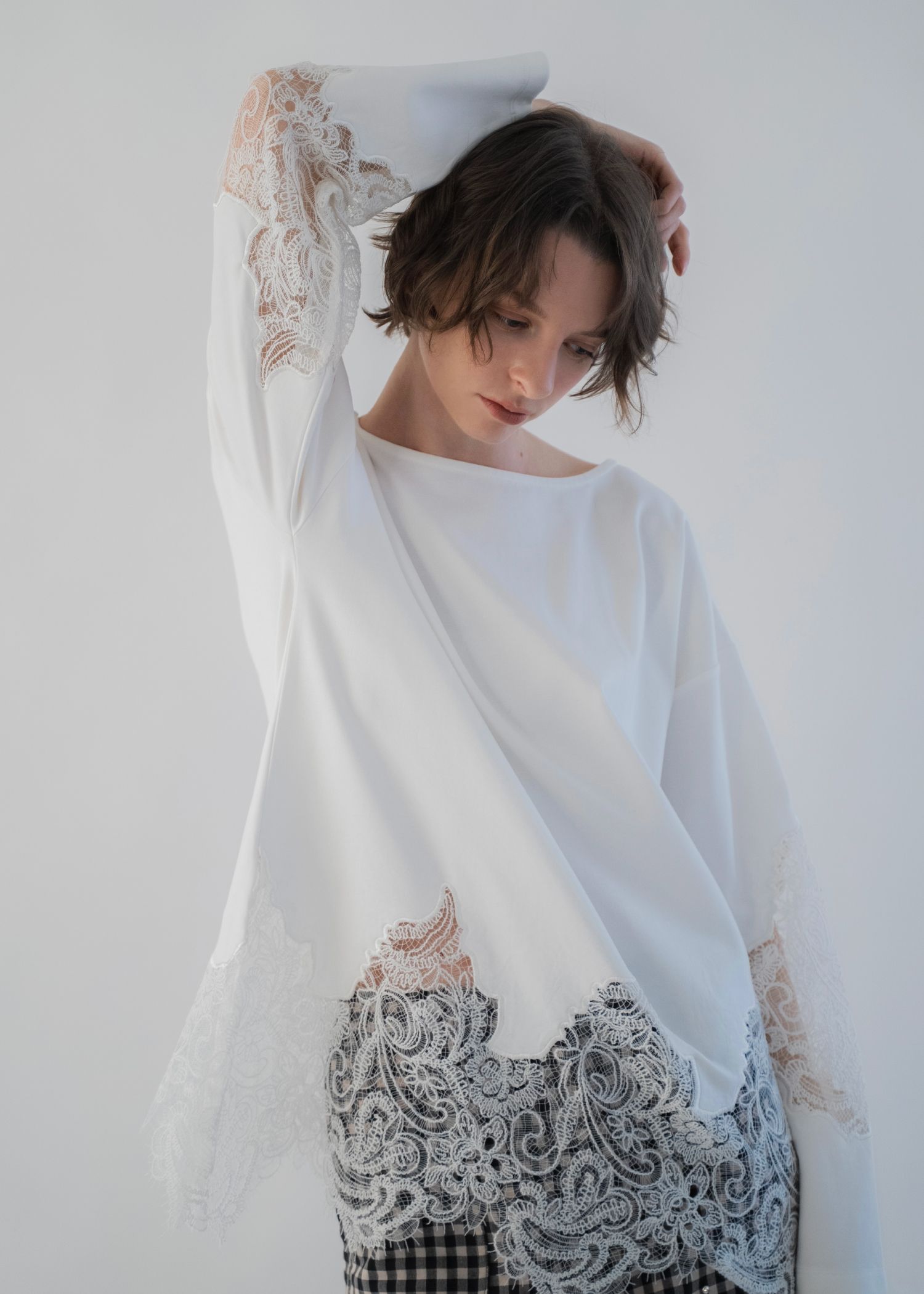 scallop lace sheer panel cut & sewn tops