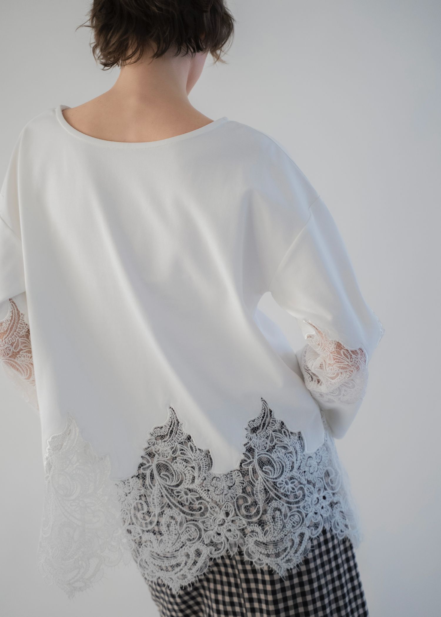 scallop lace sheer panel cut & sewn tops