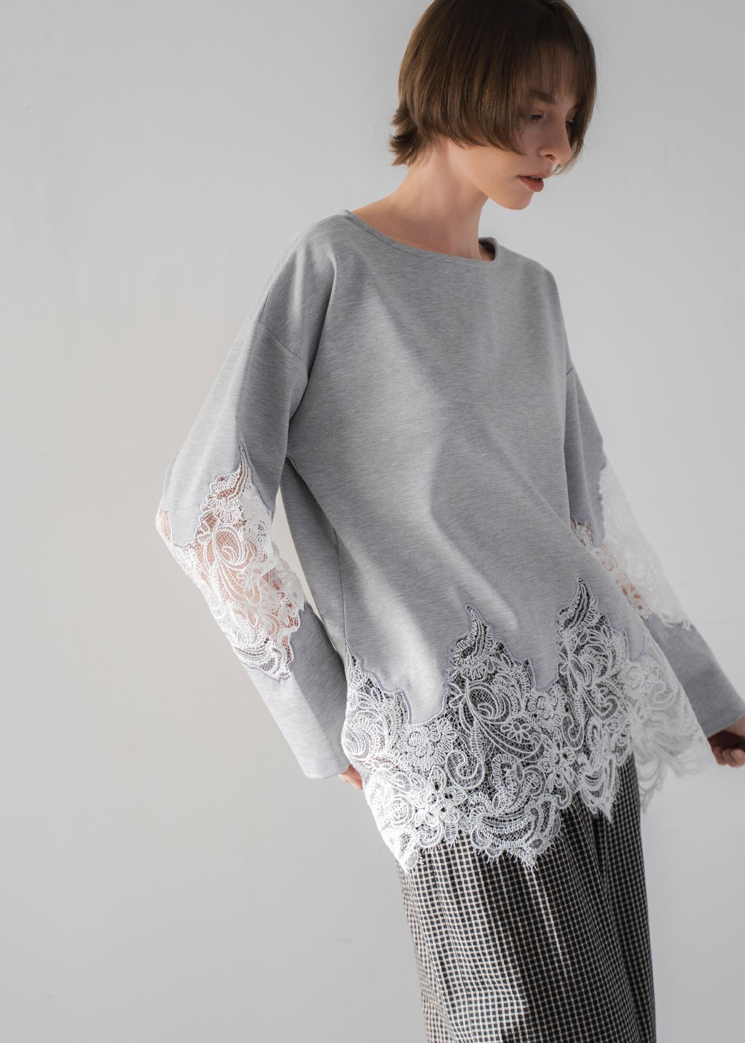 scallop lace sheer panel cut & sewn tops
