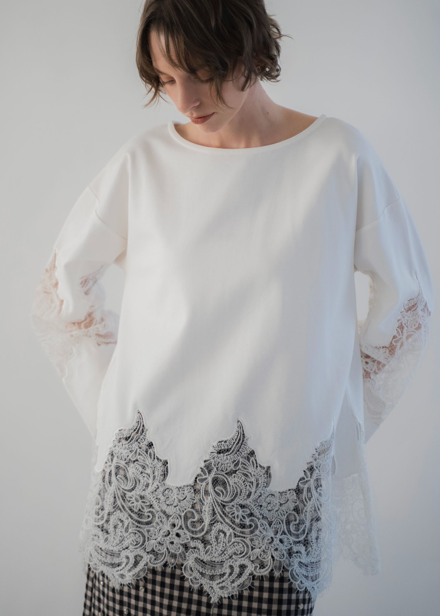scallop lace sheer panel cut & sewn tops