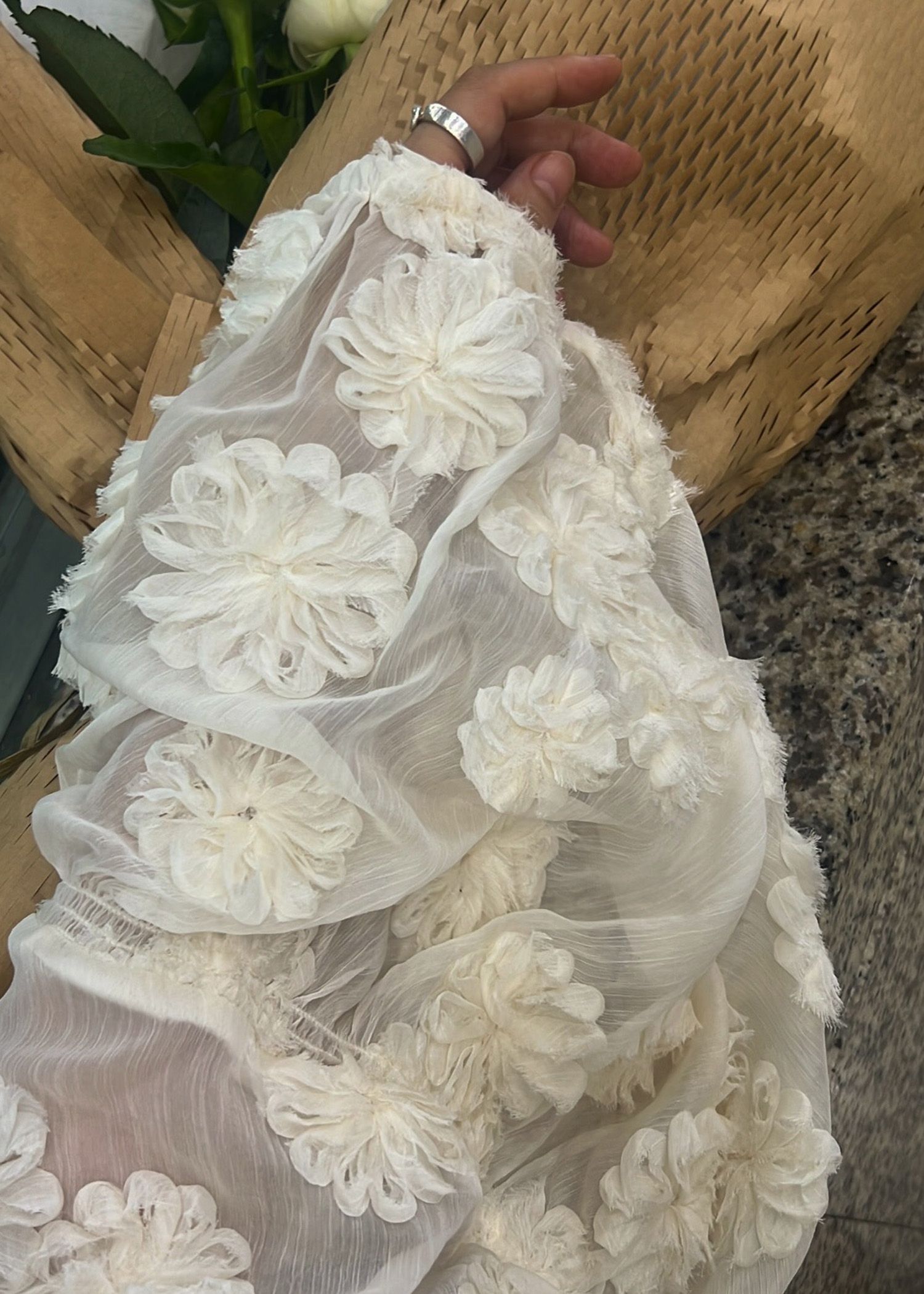 flower motif sheer BL