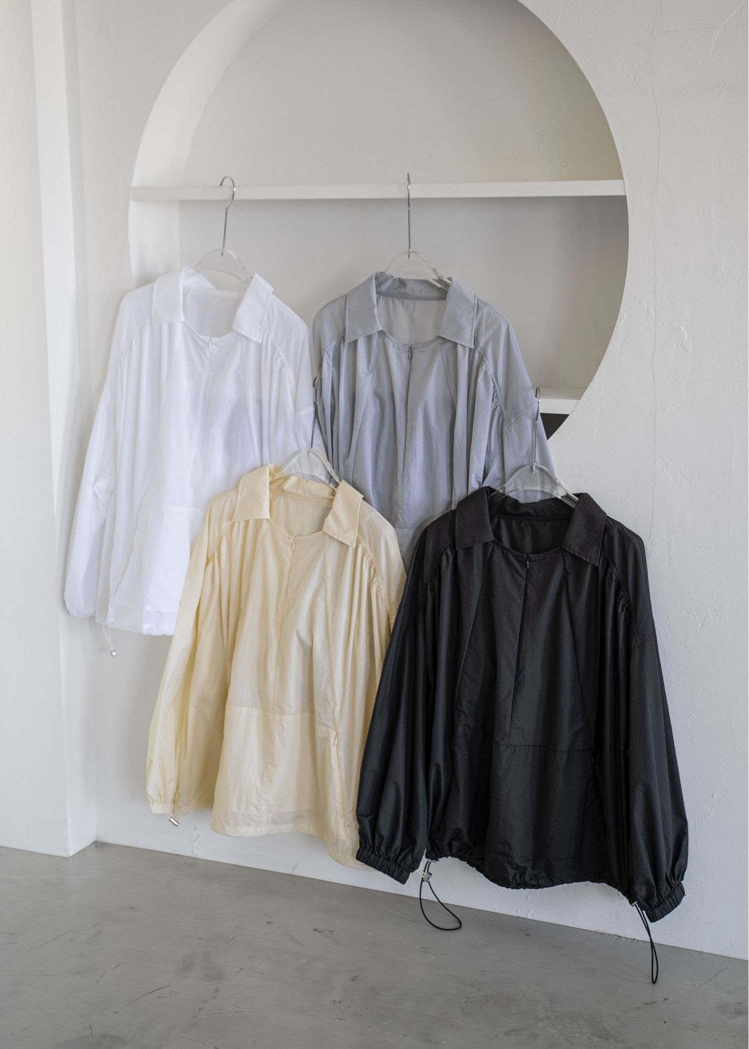 water repellent & UV cut half zip sheer tops