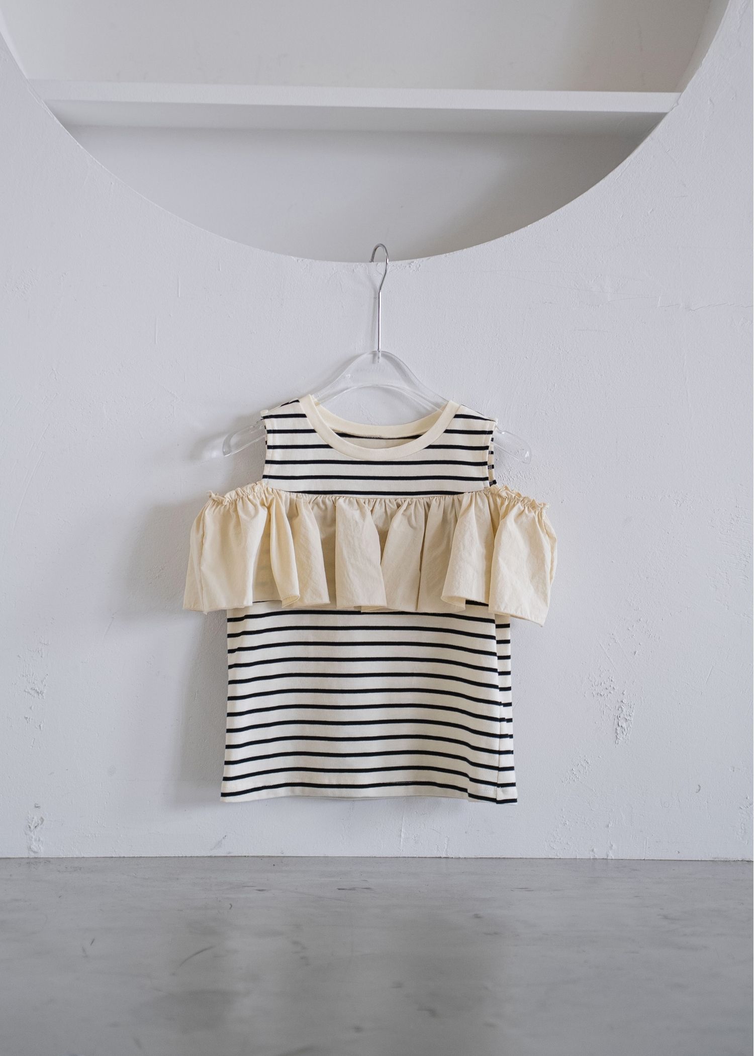 convertible shoulder frill border tops